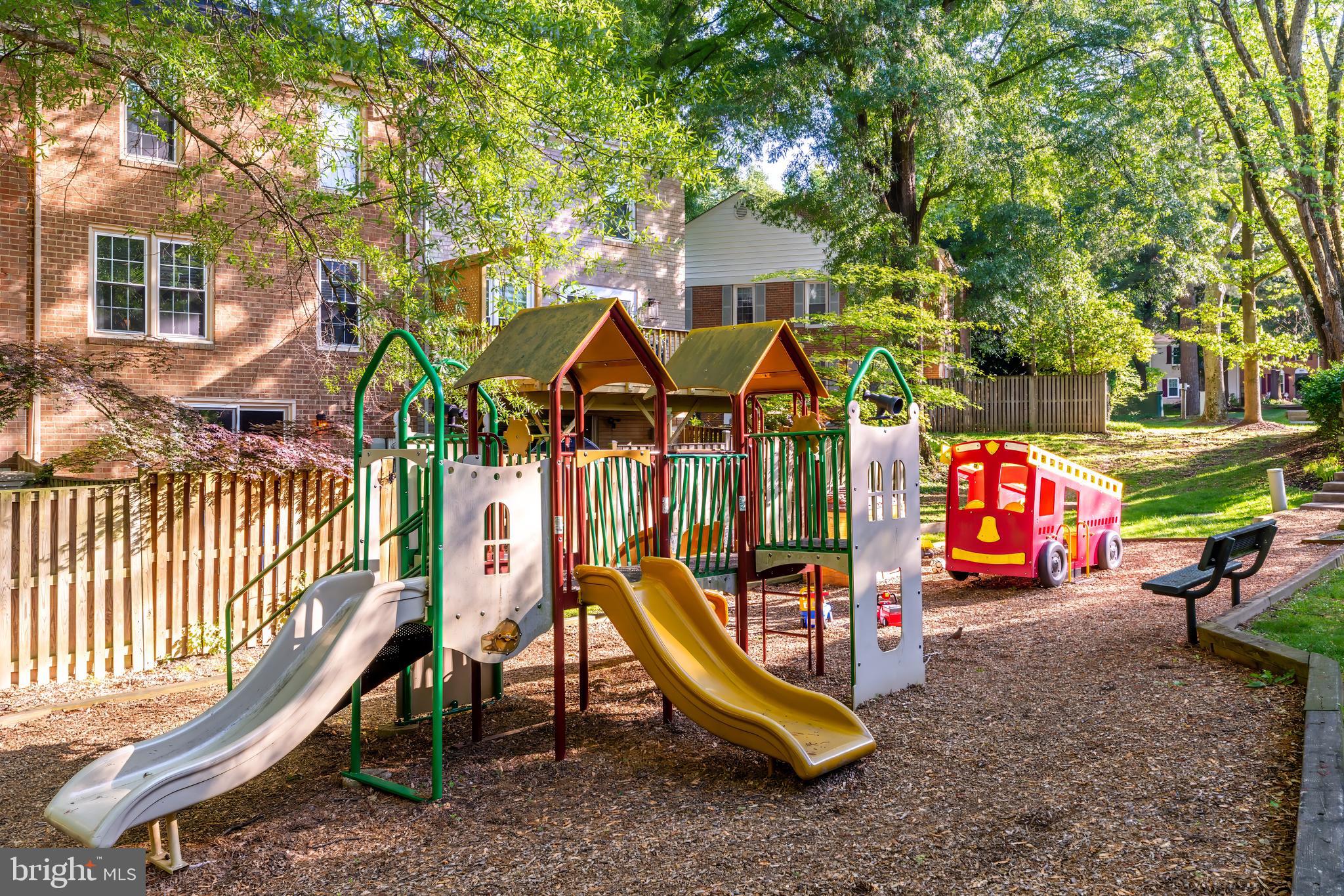 DEEPWOOD - Residential