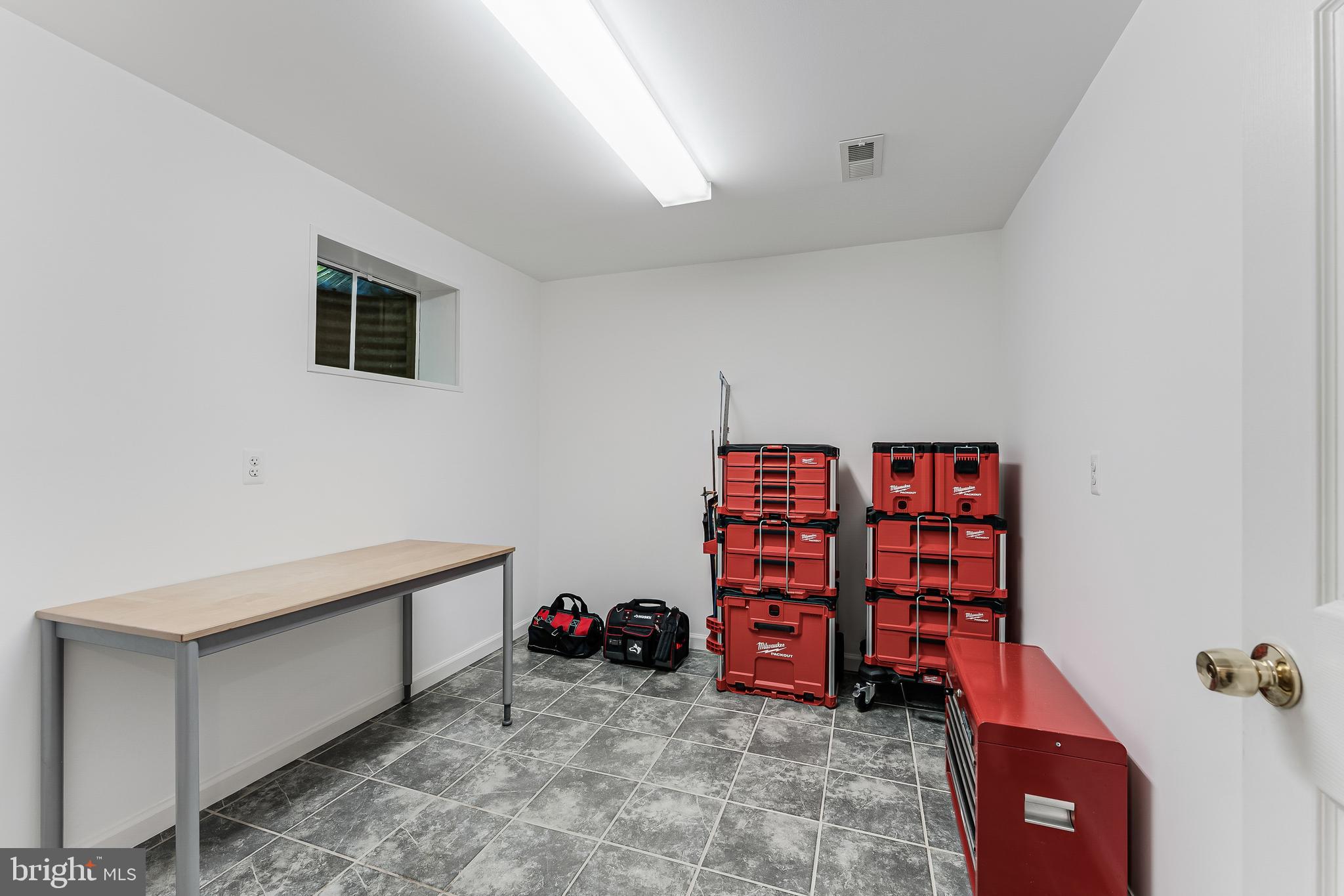 DEEPWOOD - Residential