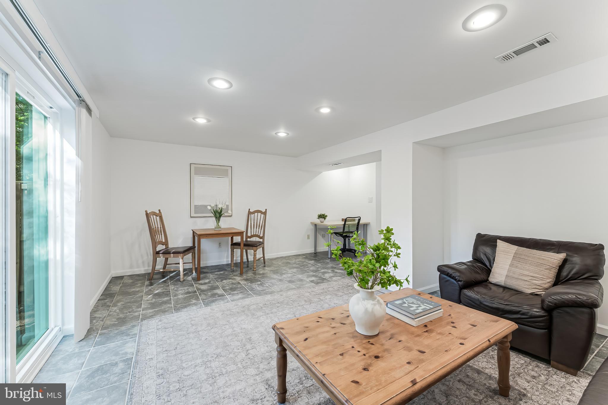 DEEPWOOD - Residential