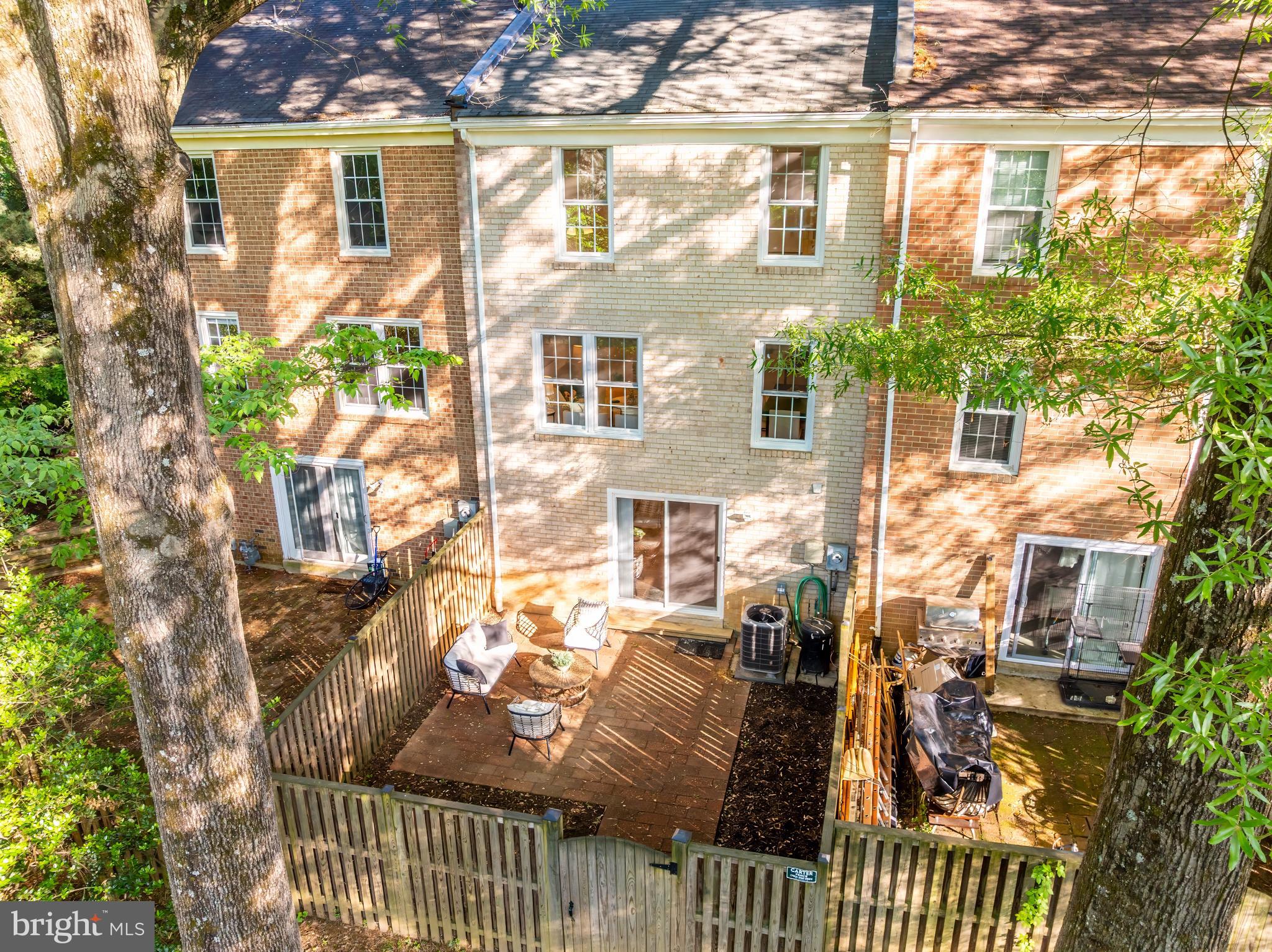 2362 ALBOT ROAD