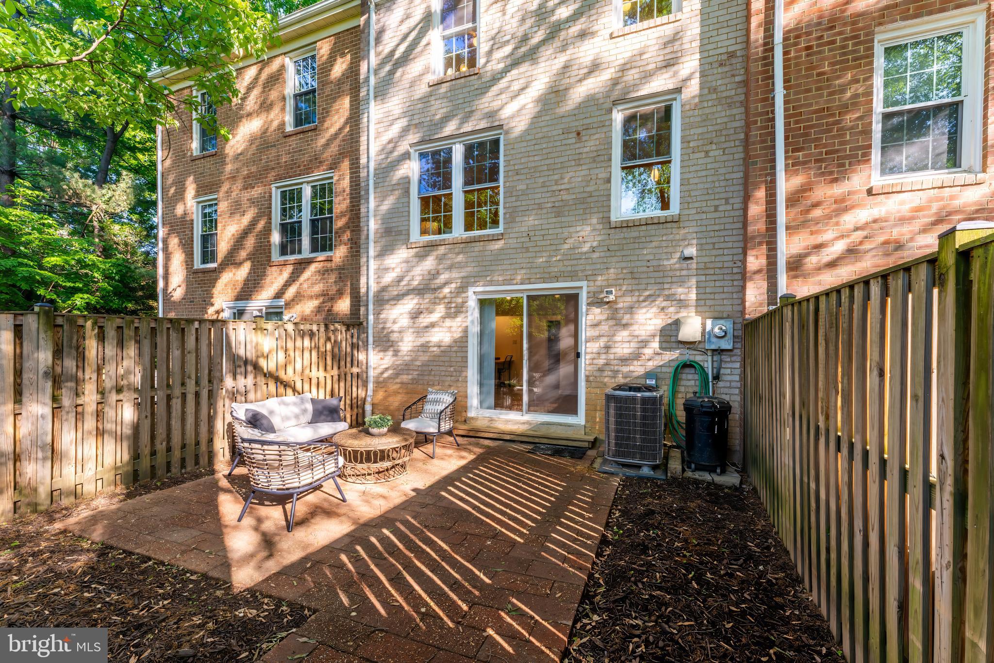 DEEPWOOD - Residential