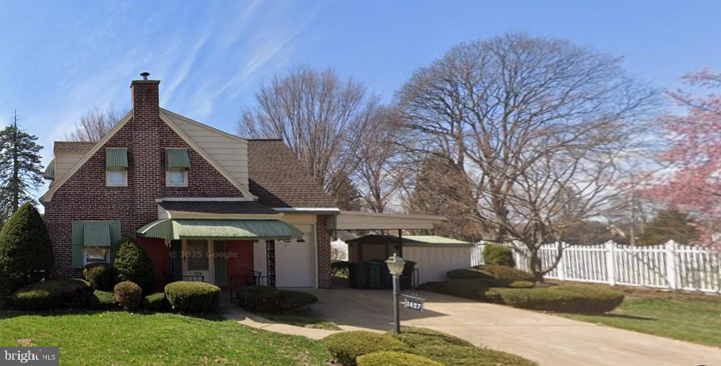 1427 LACROSSE AVENUE