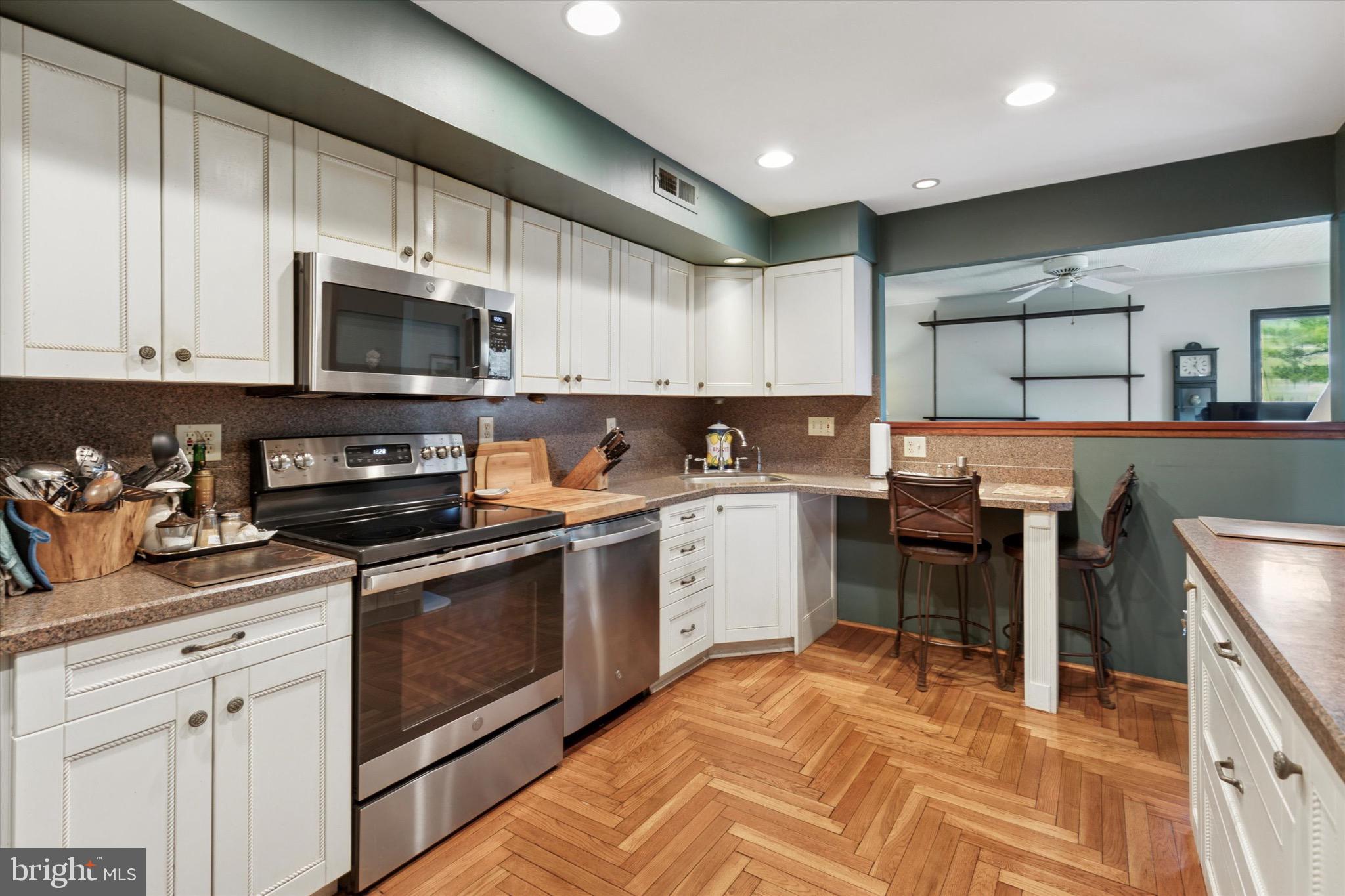 TOWAMENCIN CONDOS - Residential