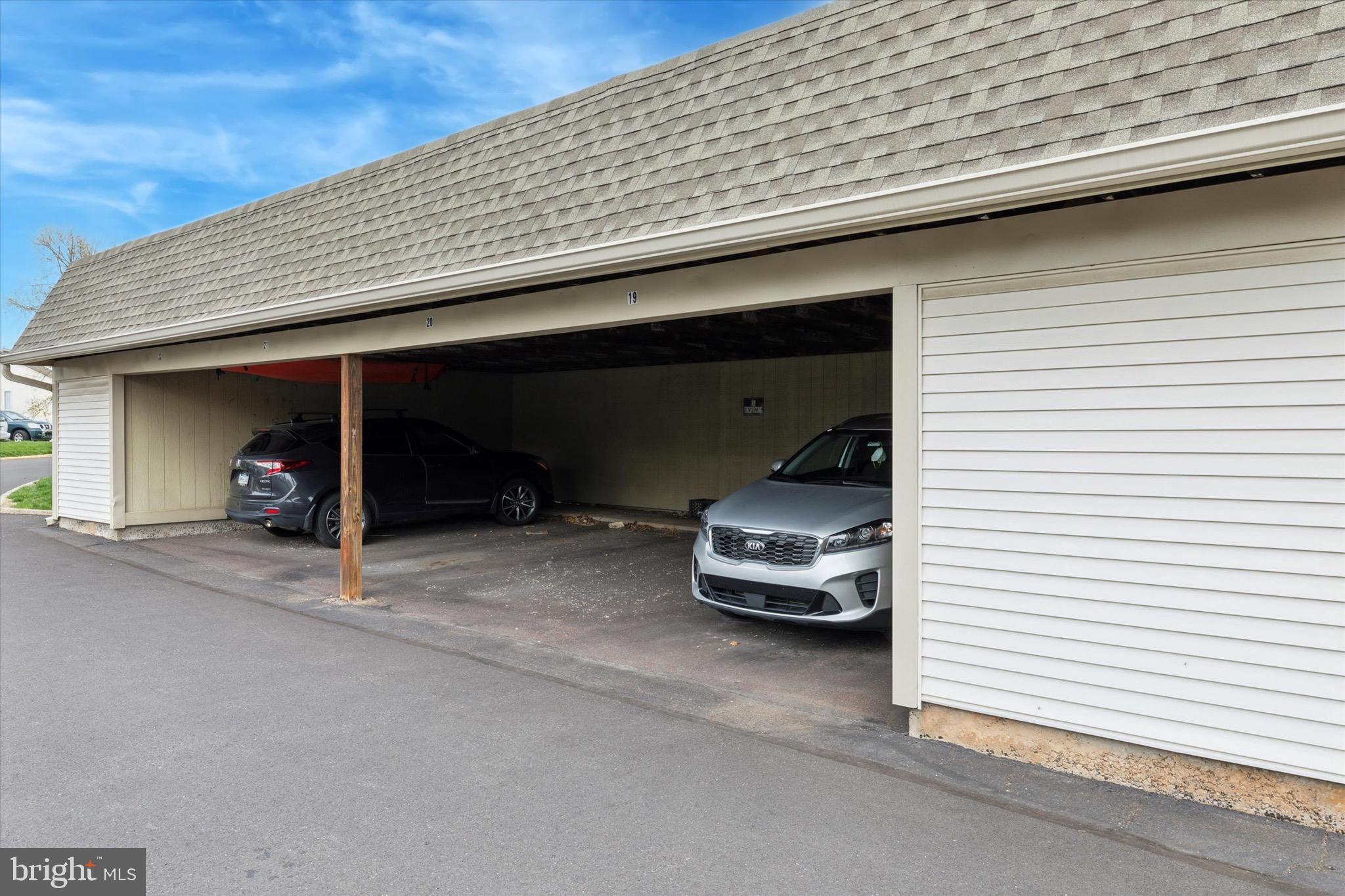 TOWAMENCIN CONDOS - Residential