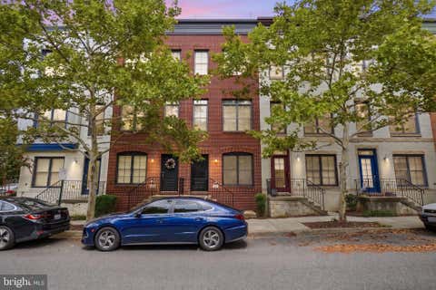 Townhouse For Sale - 4404 Longfellow Street<br/> HYATTSVILLE, MD 20781