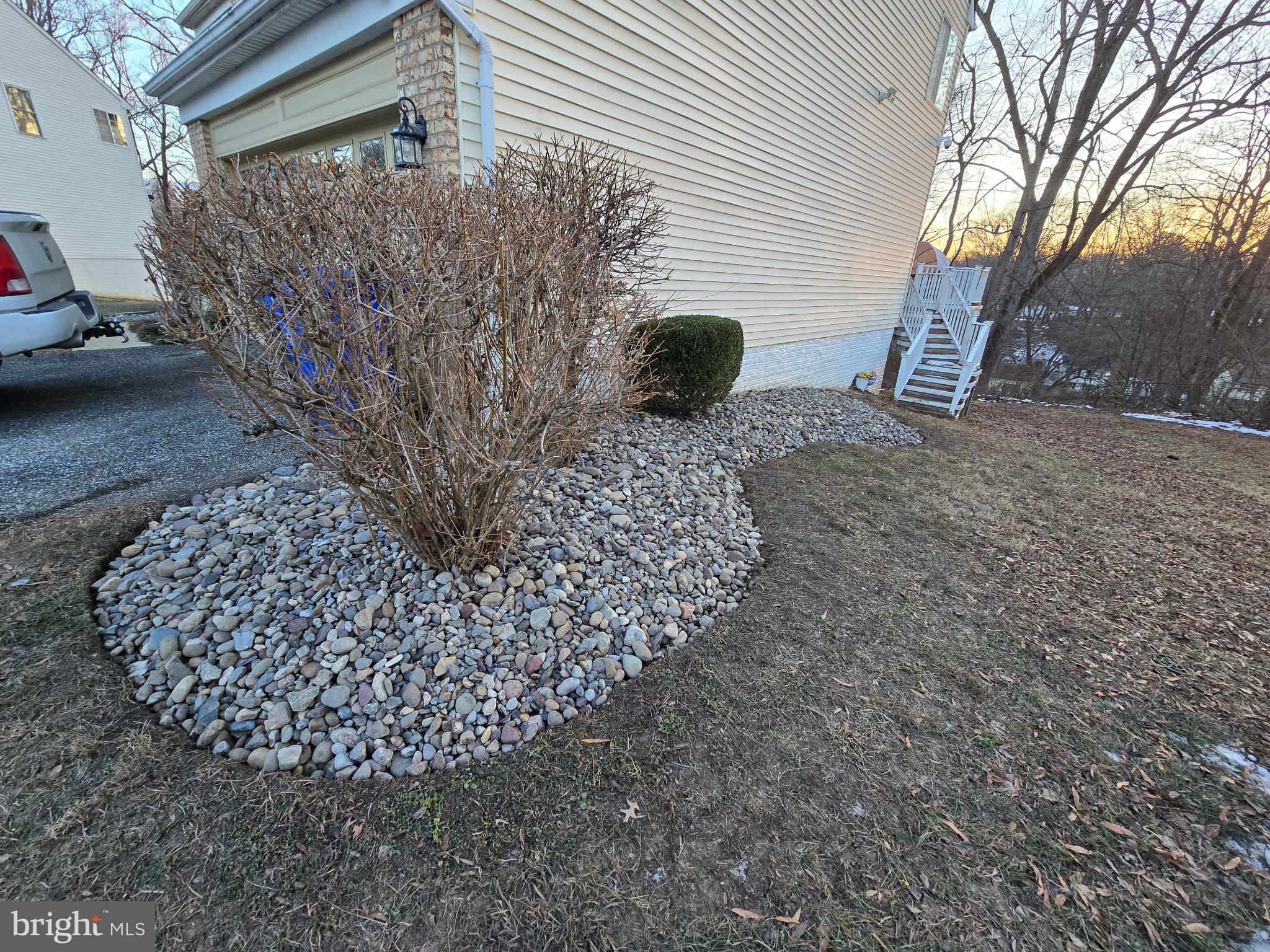 SOMERSET - Residential