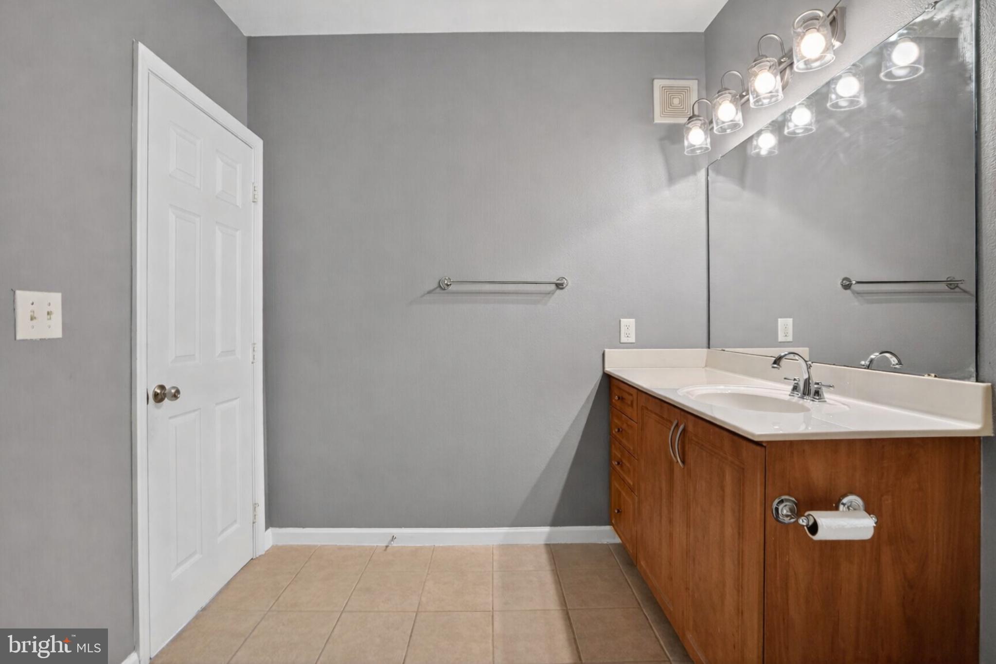 LEGATO CORNER - Residential