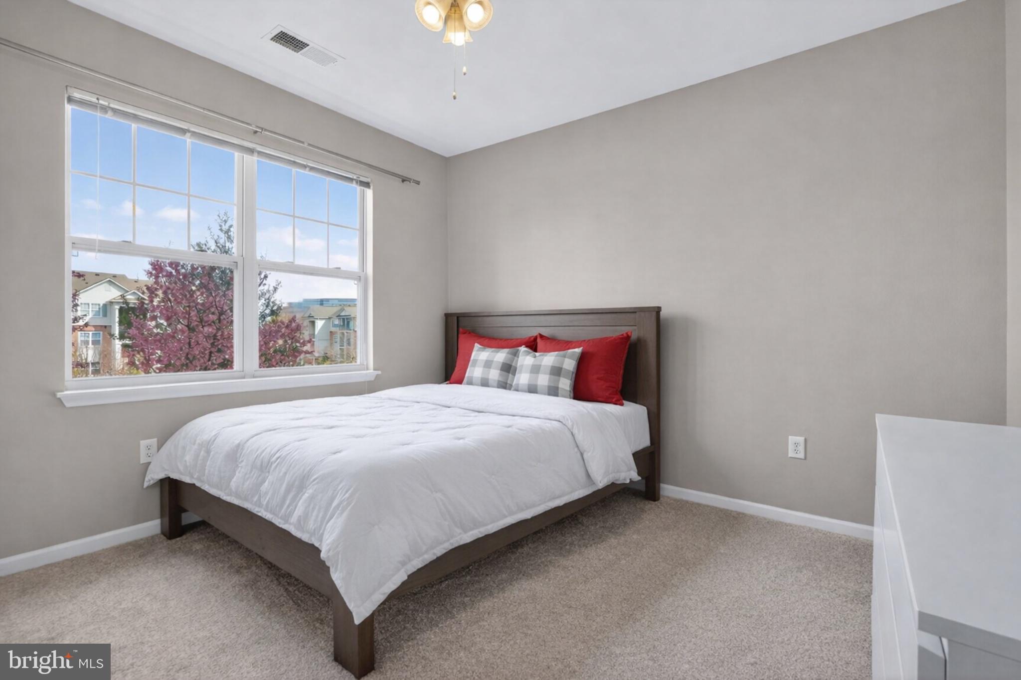 LEGATO CORNER - Residential