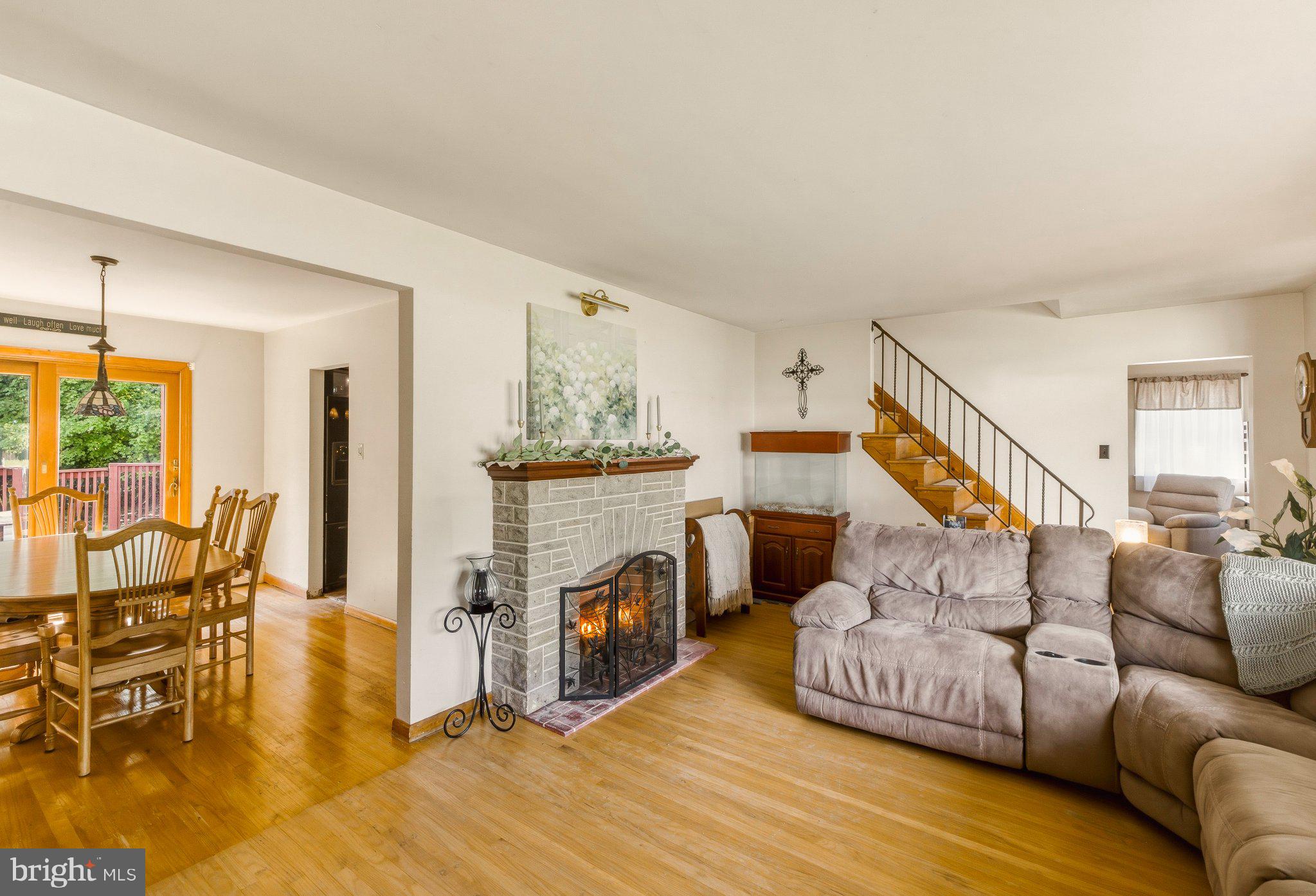 383 HESSIAN AVENUE