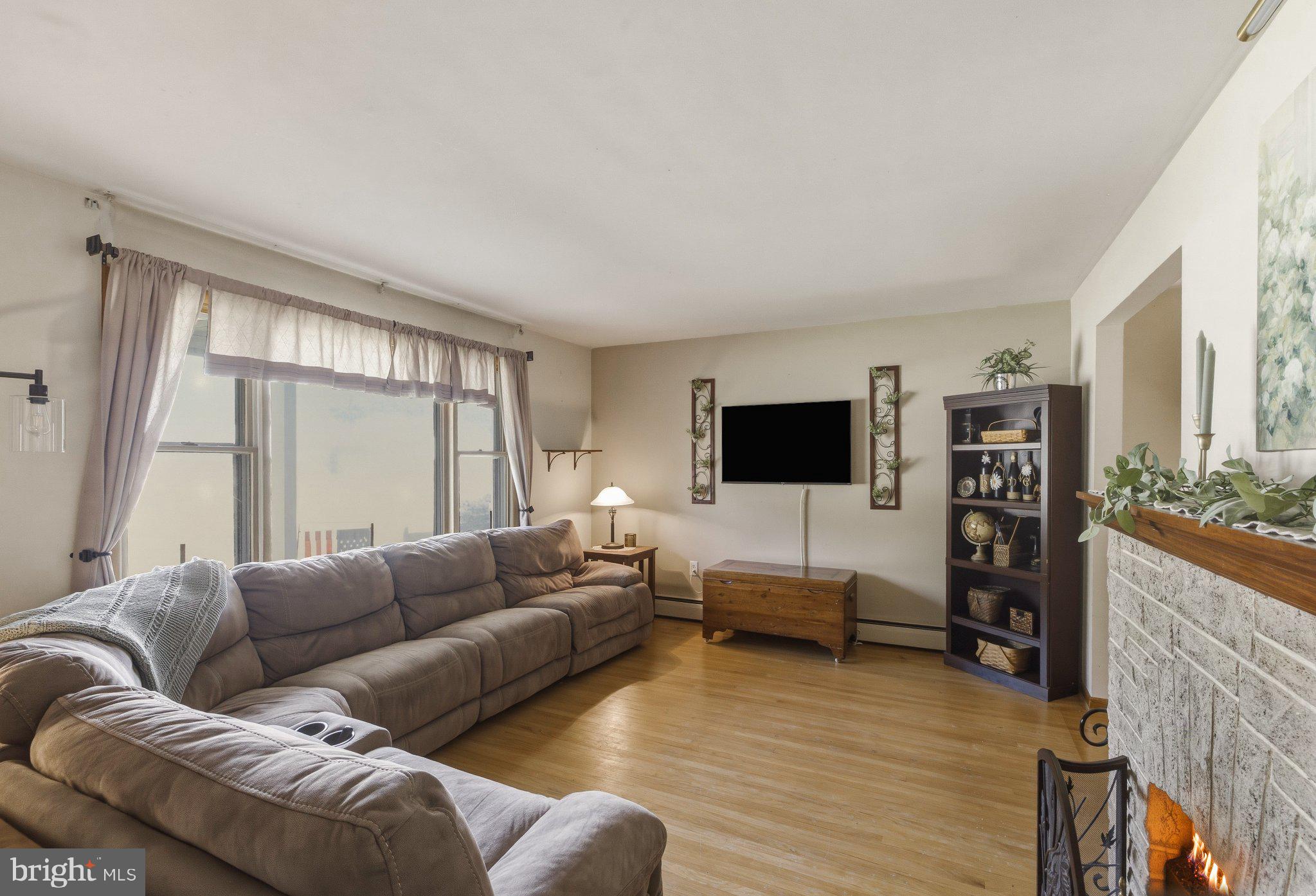 383 HESSIAN AVENUE