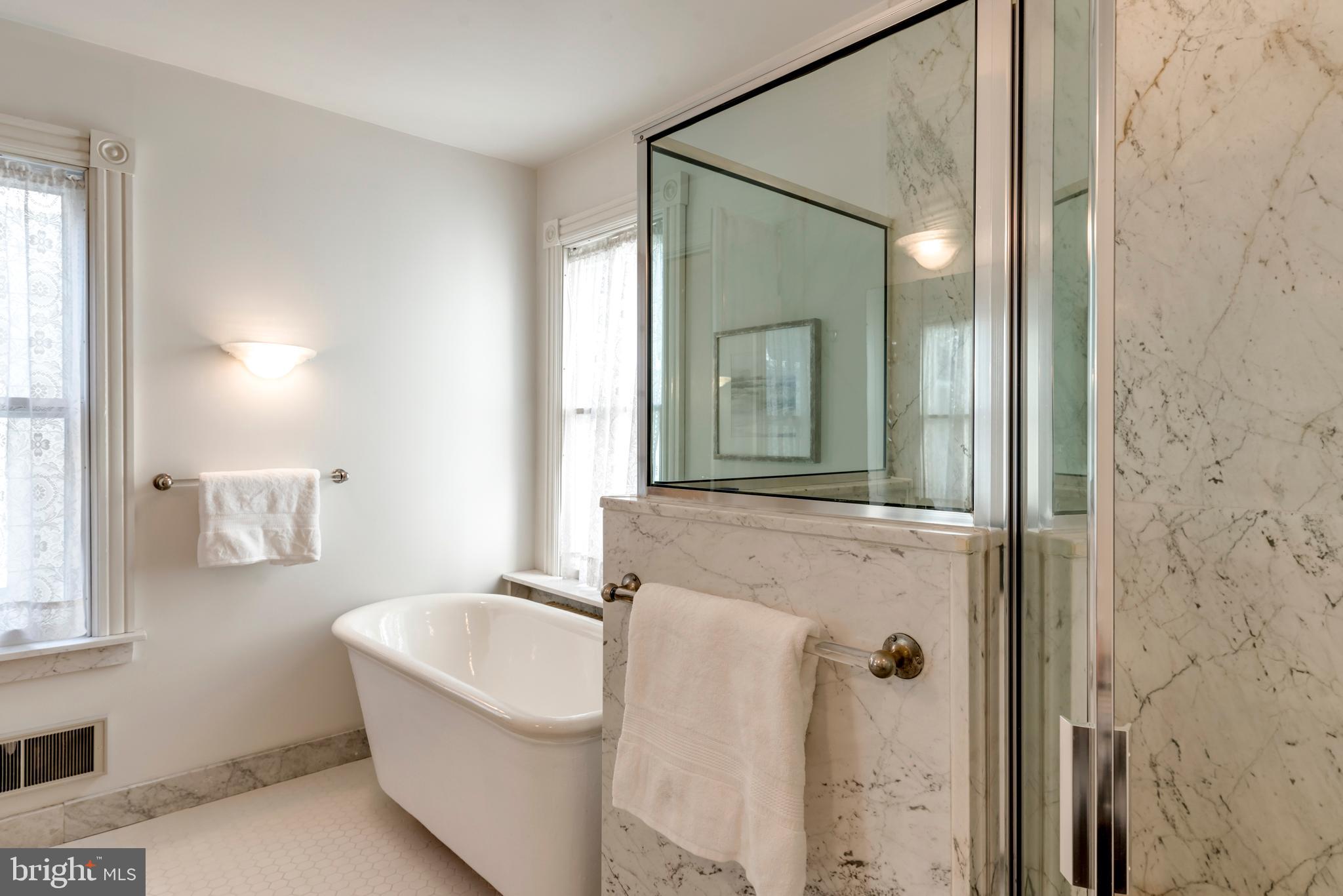 HISTORIC DISTRICT - Residential