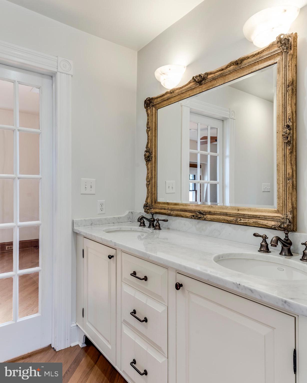 HISTORIC DISTRICT - Residential