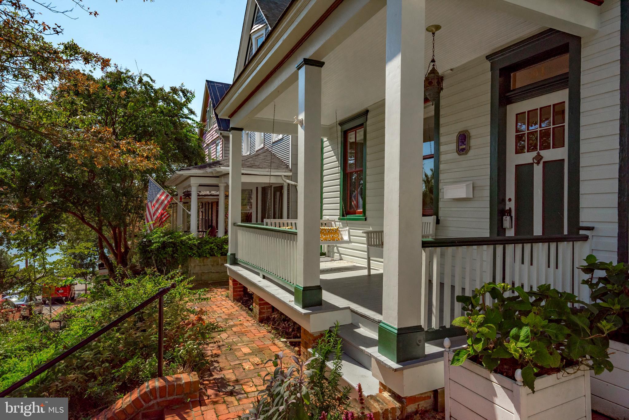 HISTORIC DISTRICT - Residential