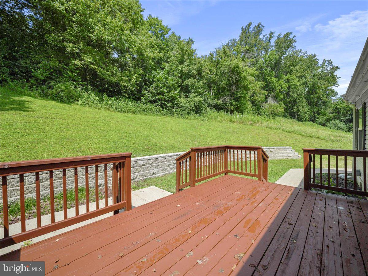 TULIP HILL - Residential