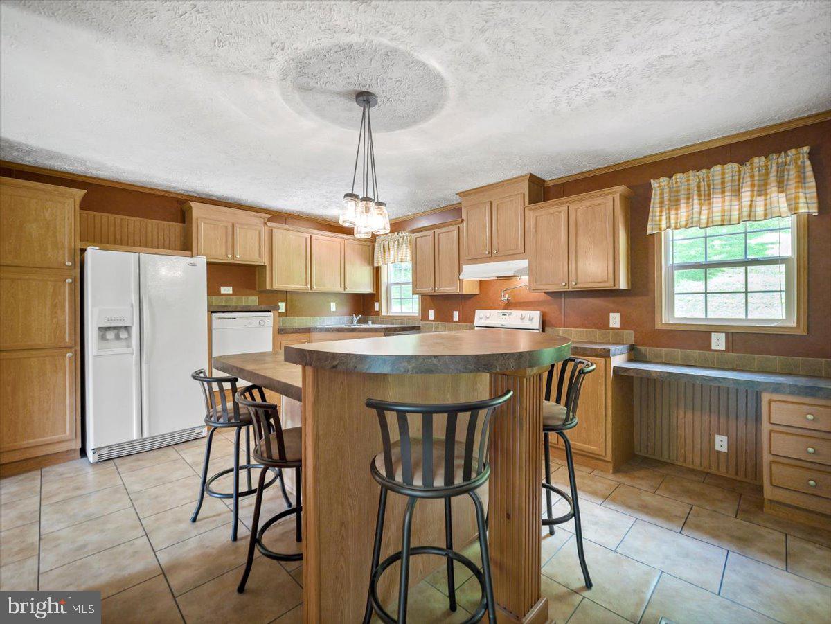 TULIP HILL - Residential