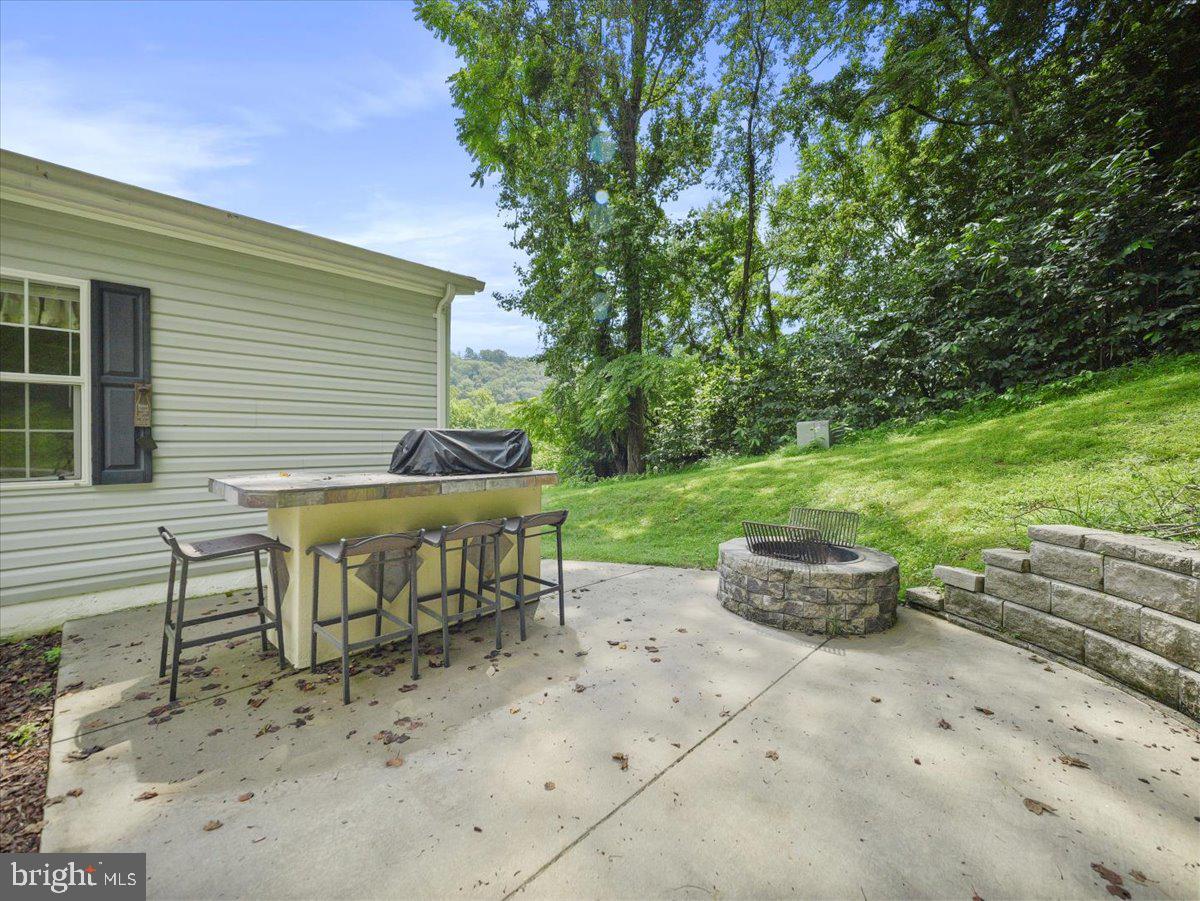 TULIP HILL - Residential