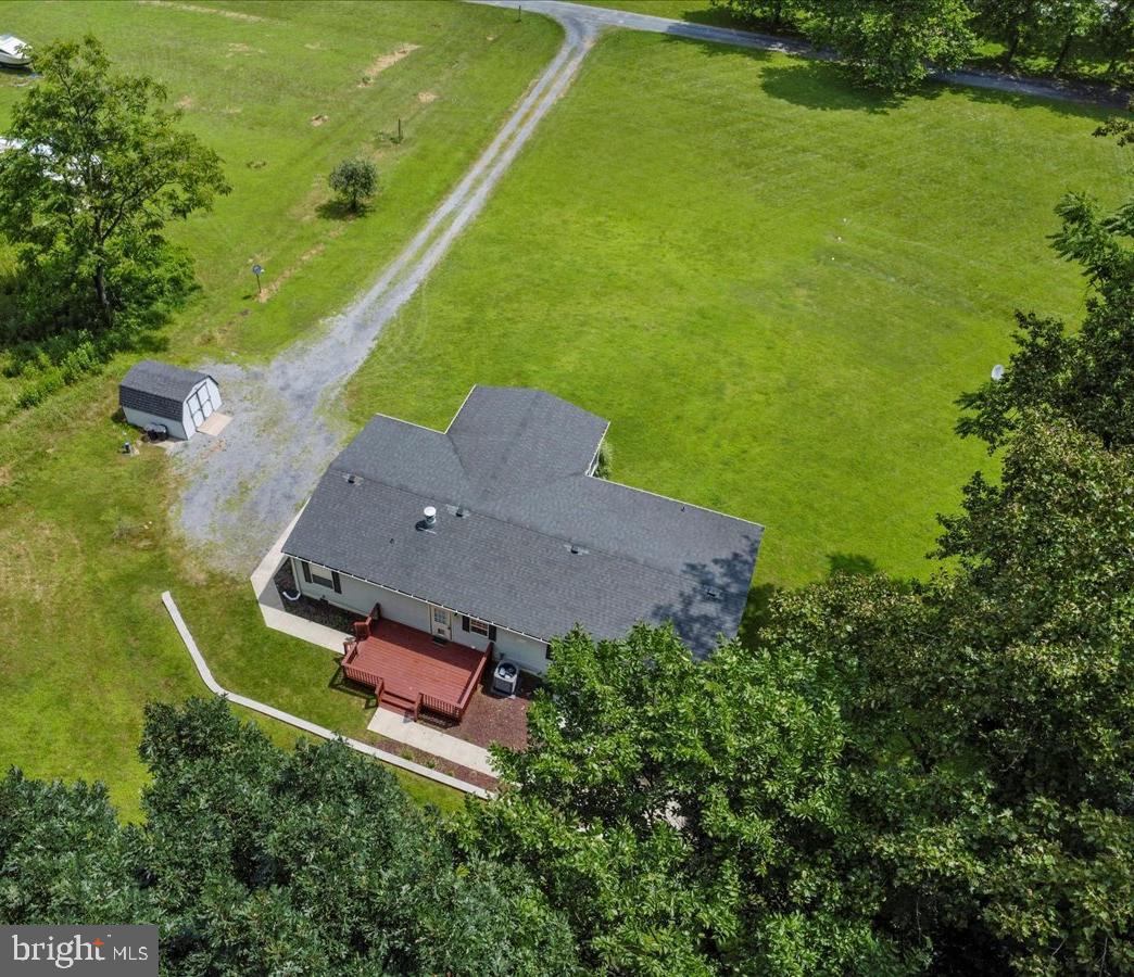 TULIP HILL - Residential