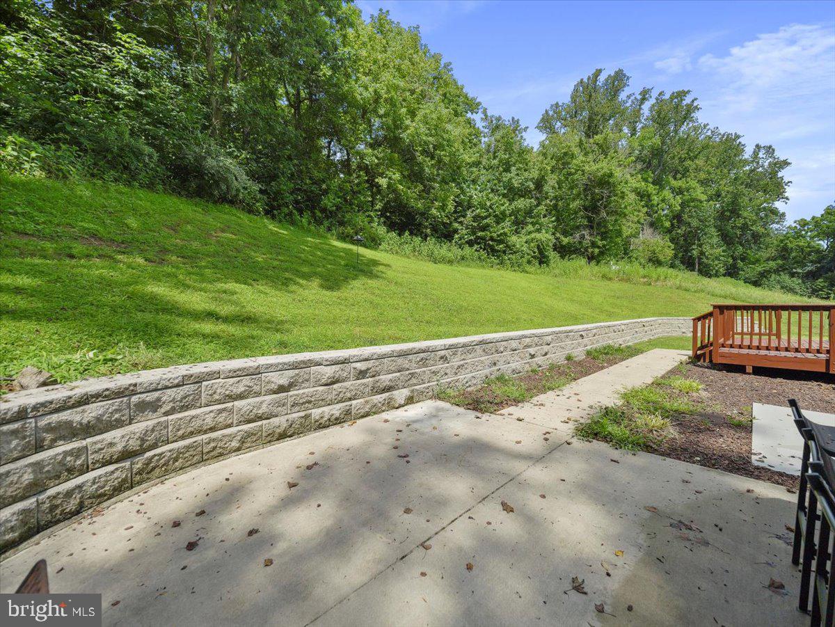 TULIP HILL - Residential