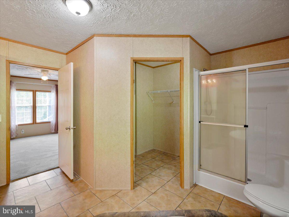 TULIP HILL - Residential