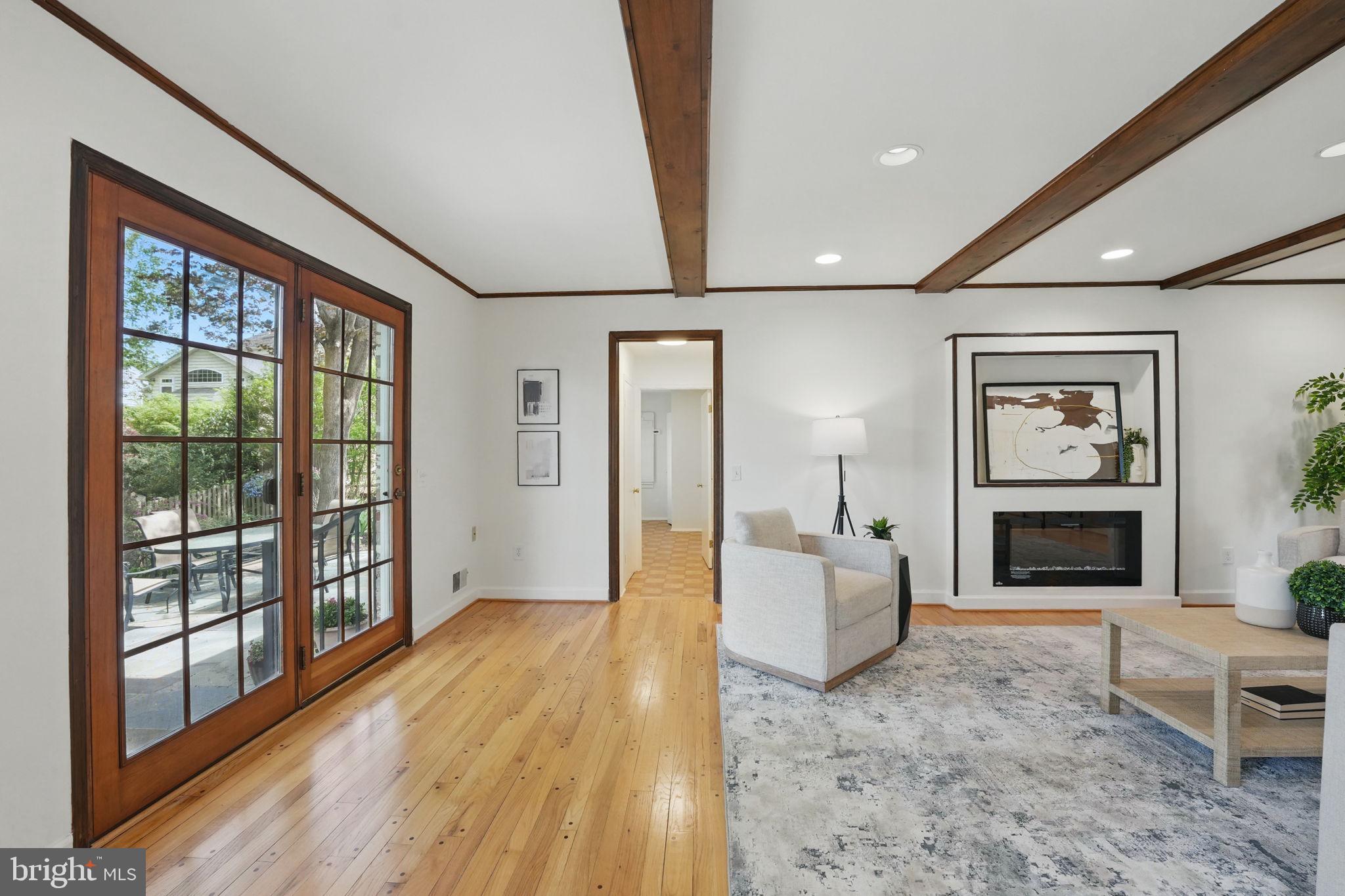 FOX HILLS WEST - Residential