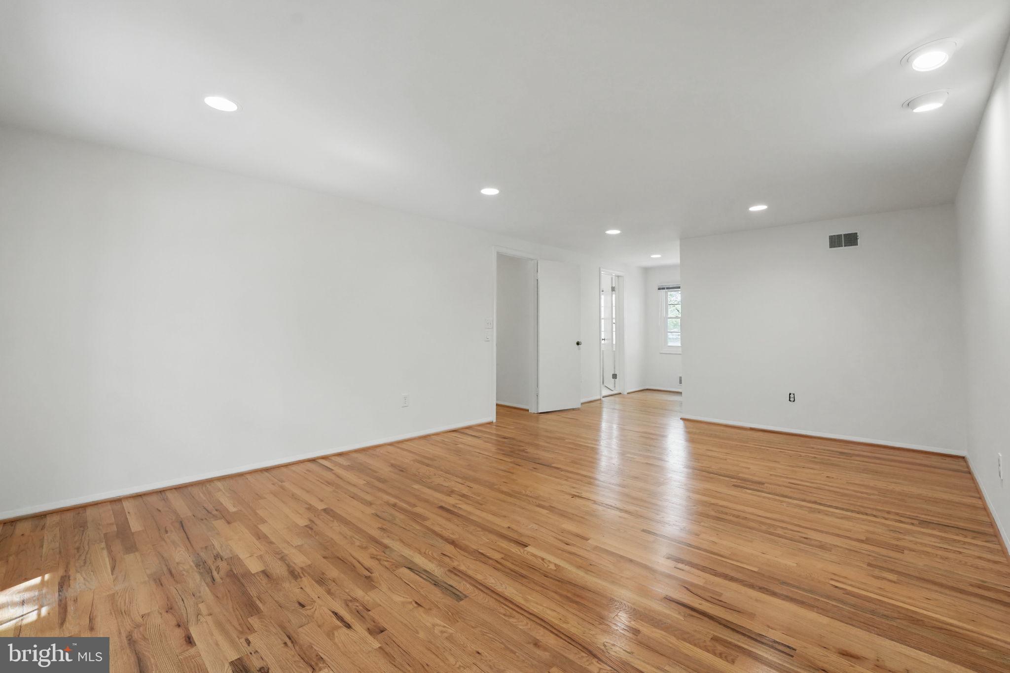 FOX HILLS WEST - Residential