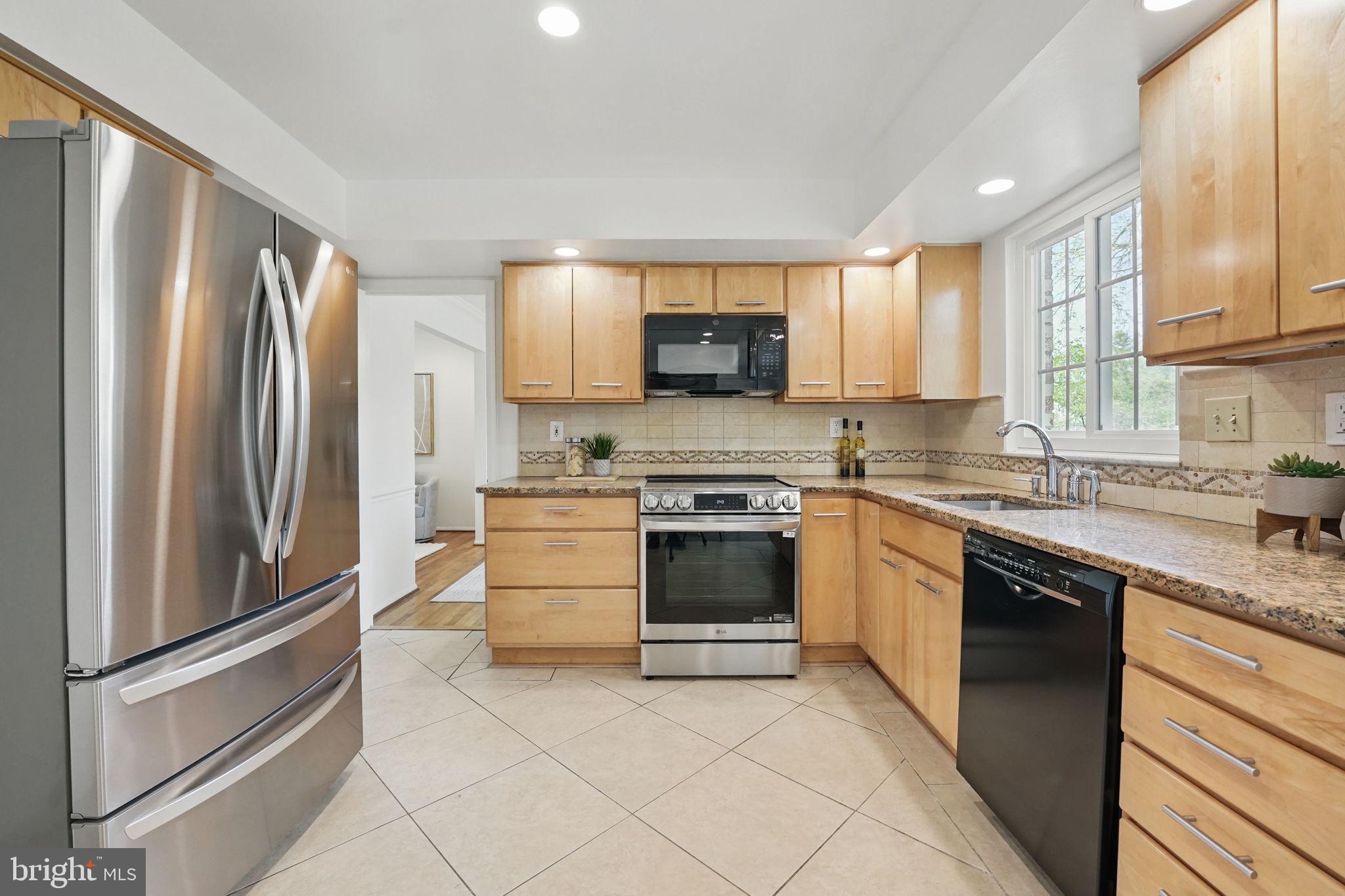 FOX HILLS WEST - Residential