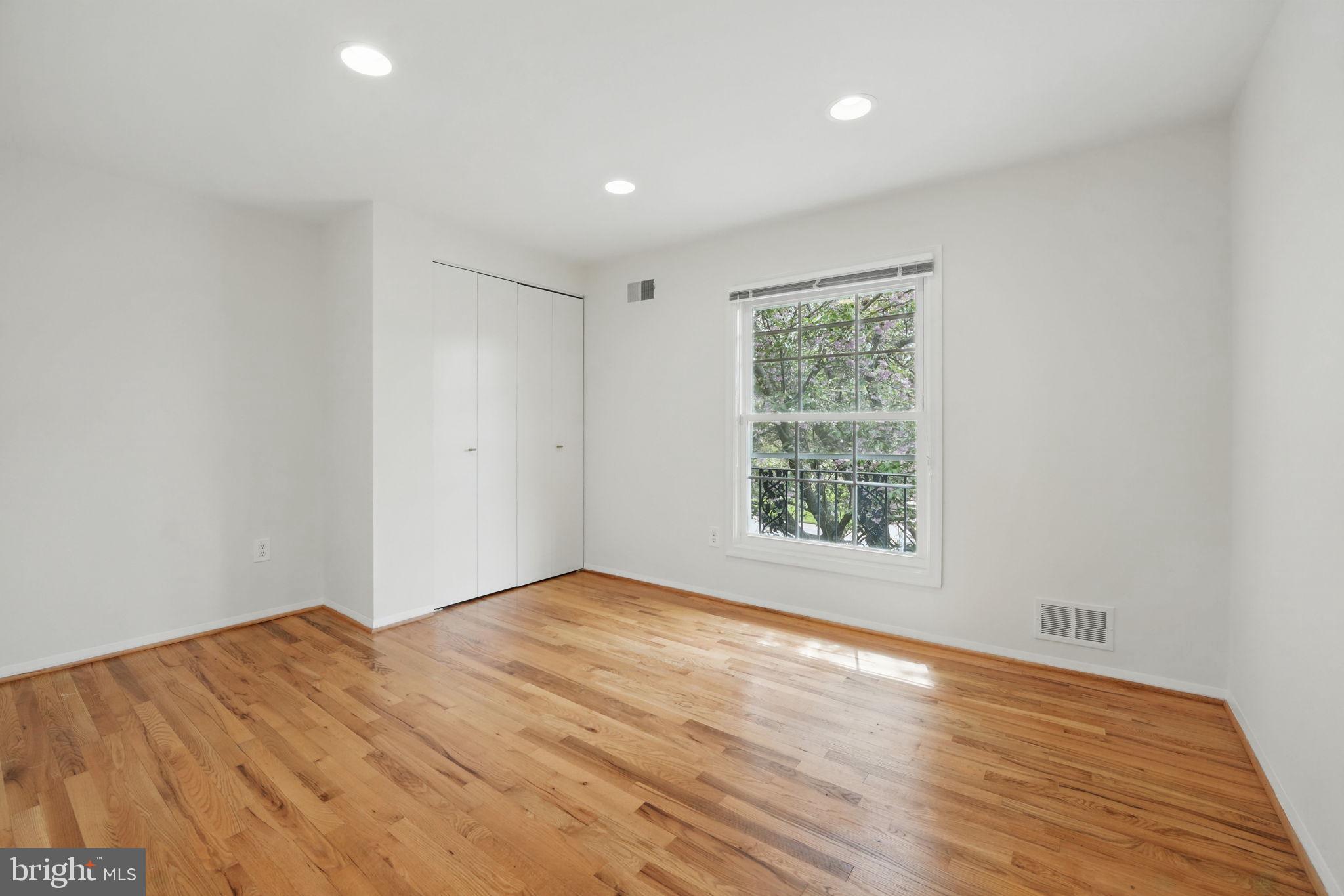 FOX HILLS WEST - Residential