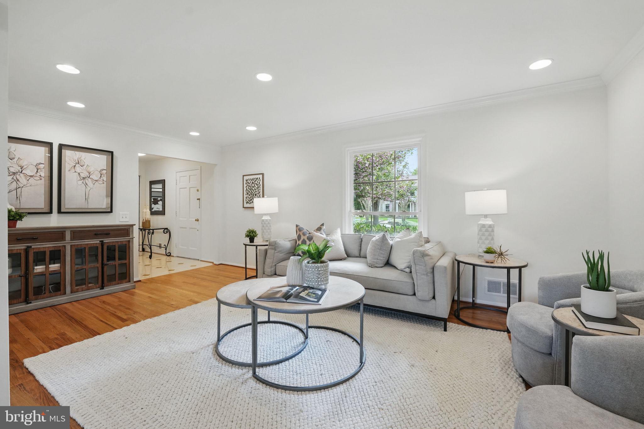 FOX HILLS WEST - Residential