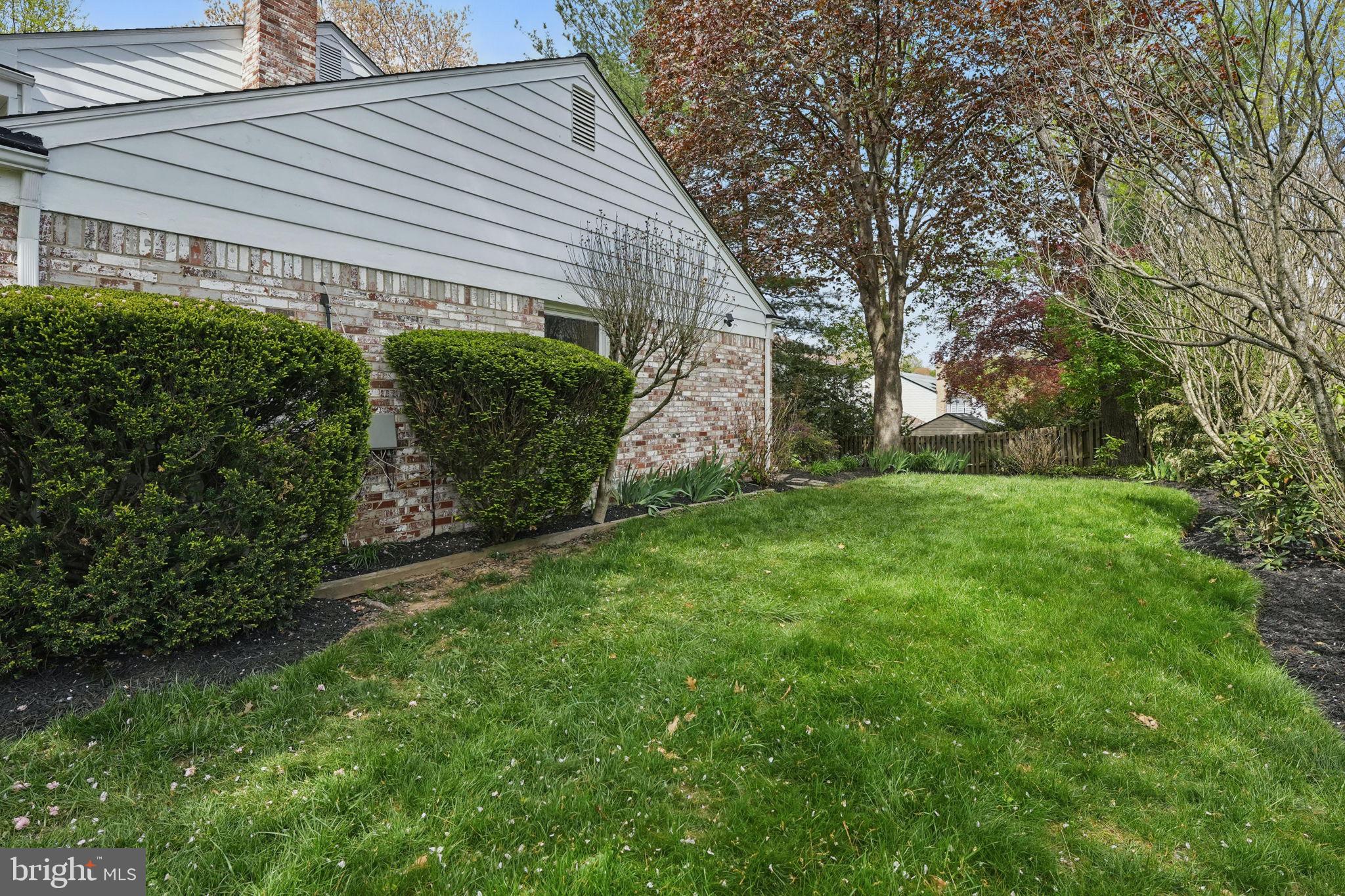 FOX HILLS WEST - Residential