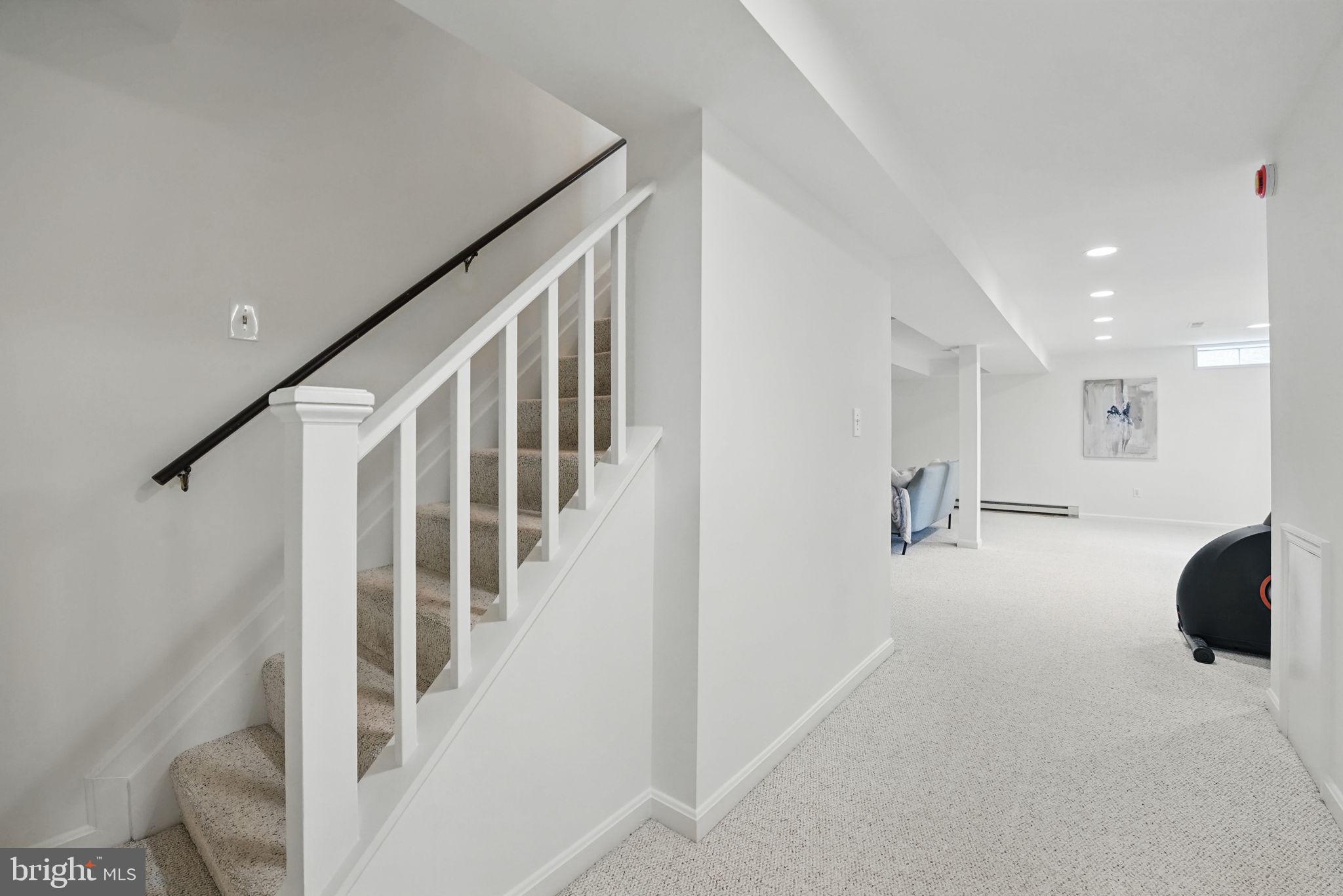 FOX HILLS WEST - Residential