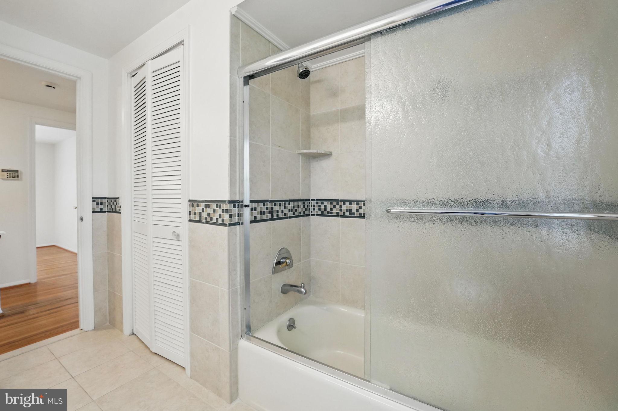 FOX HILLS WEST - Residential