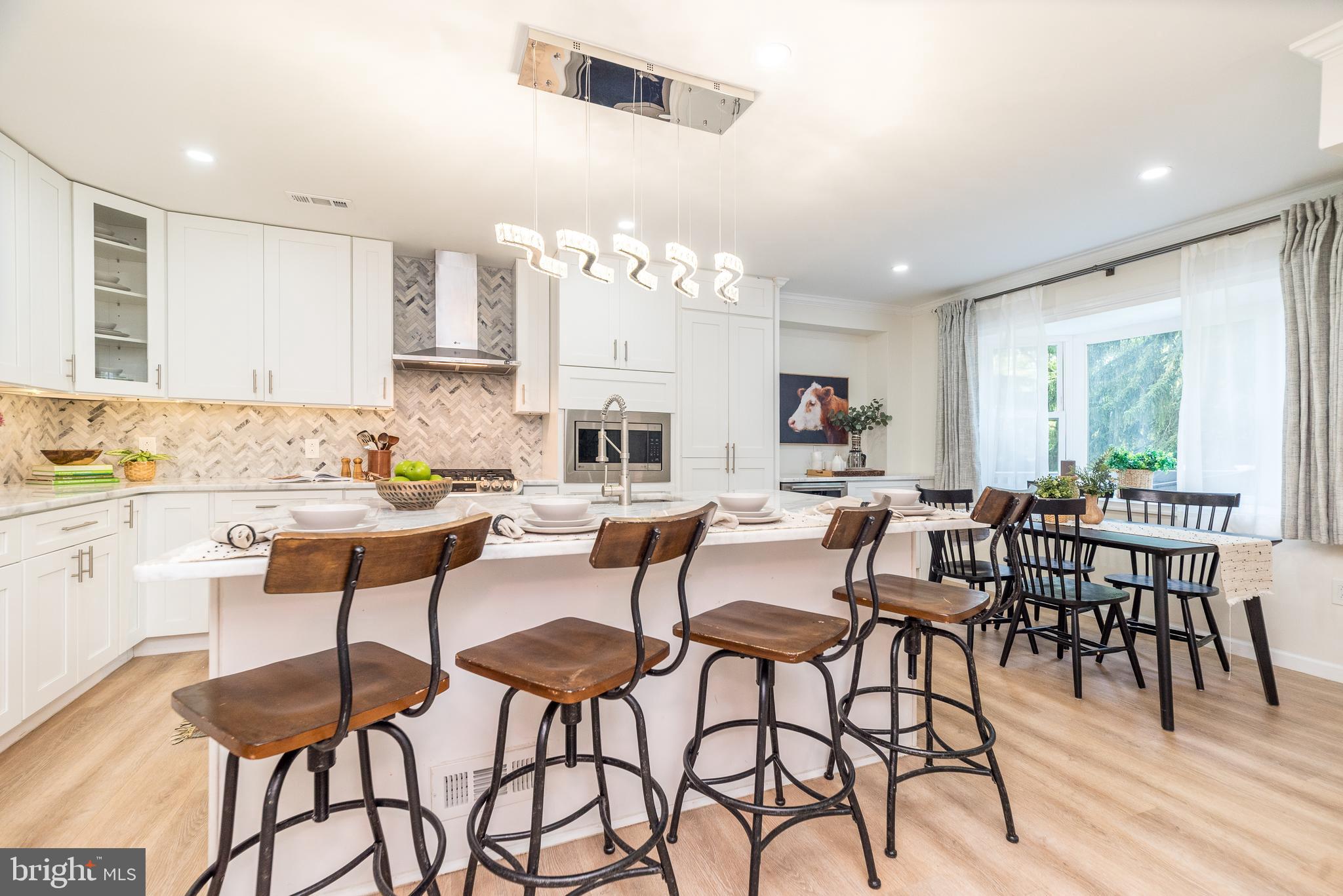 LAFAYETTE HILL - Residential