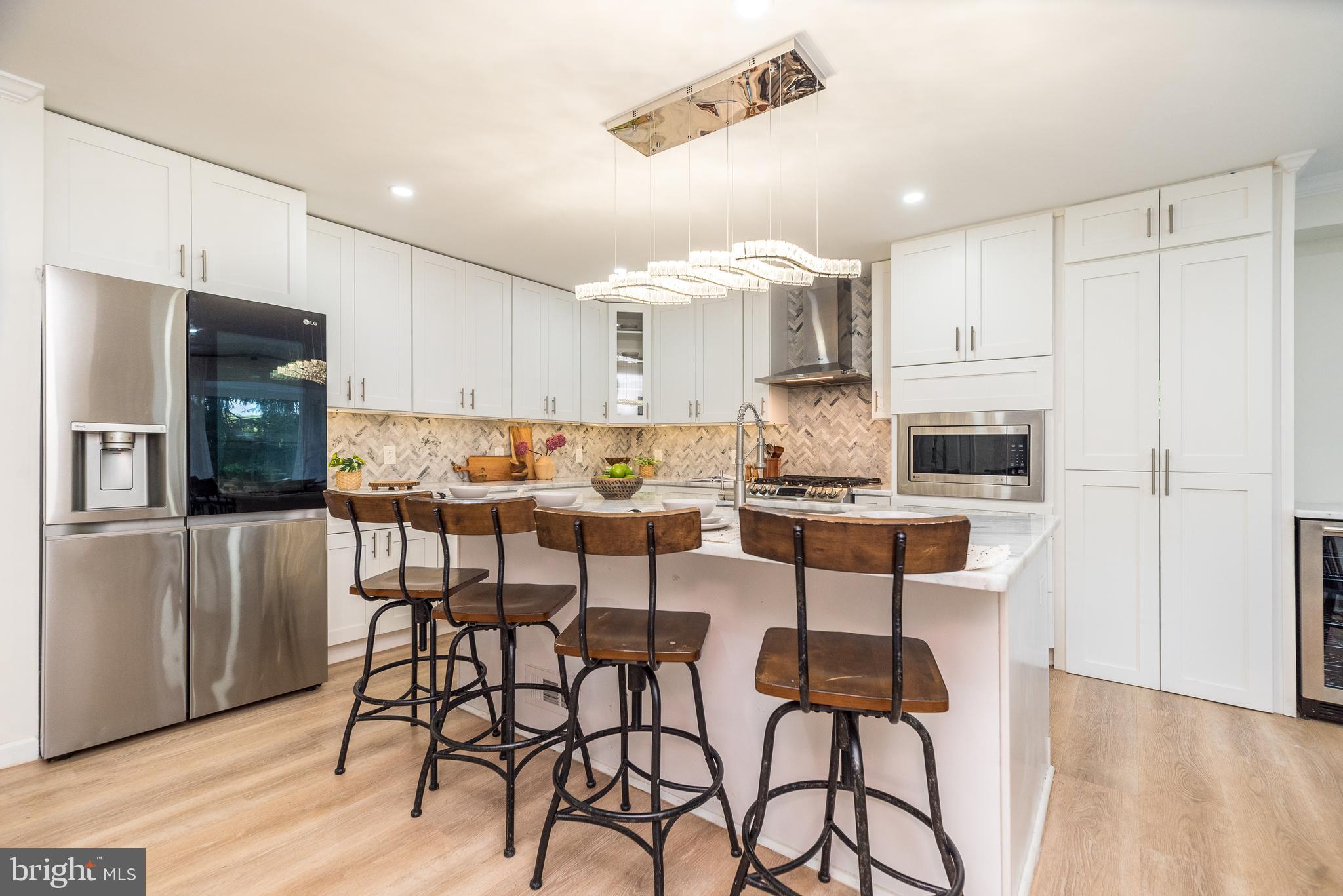 LAFAYETTE HILL - Residential