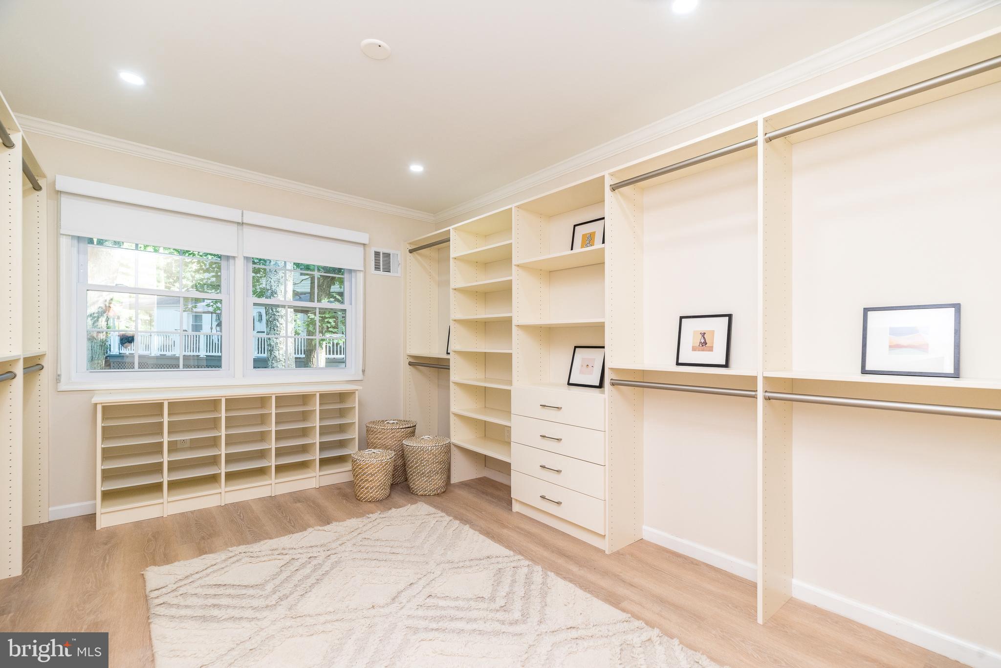 LAFAYETTE HILL - Residential