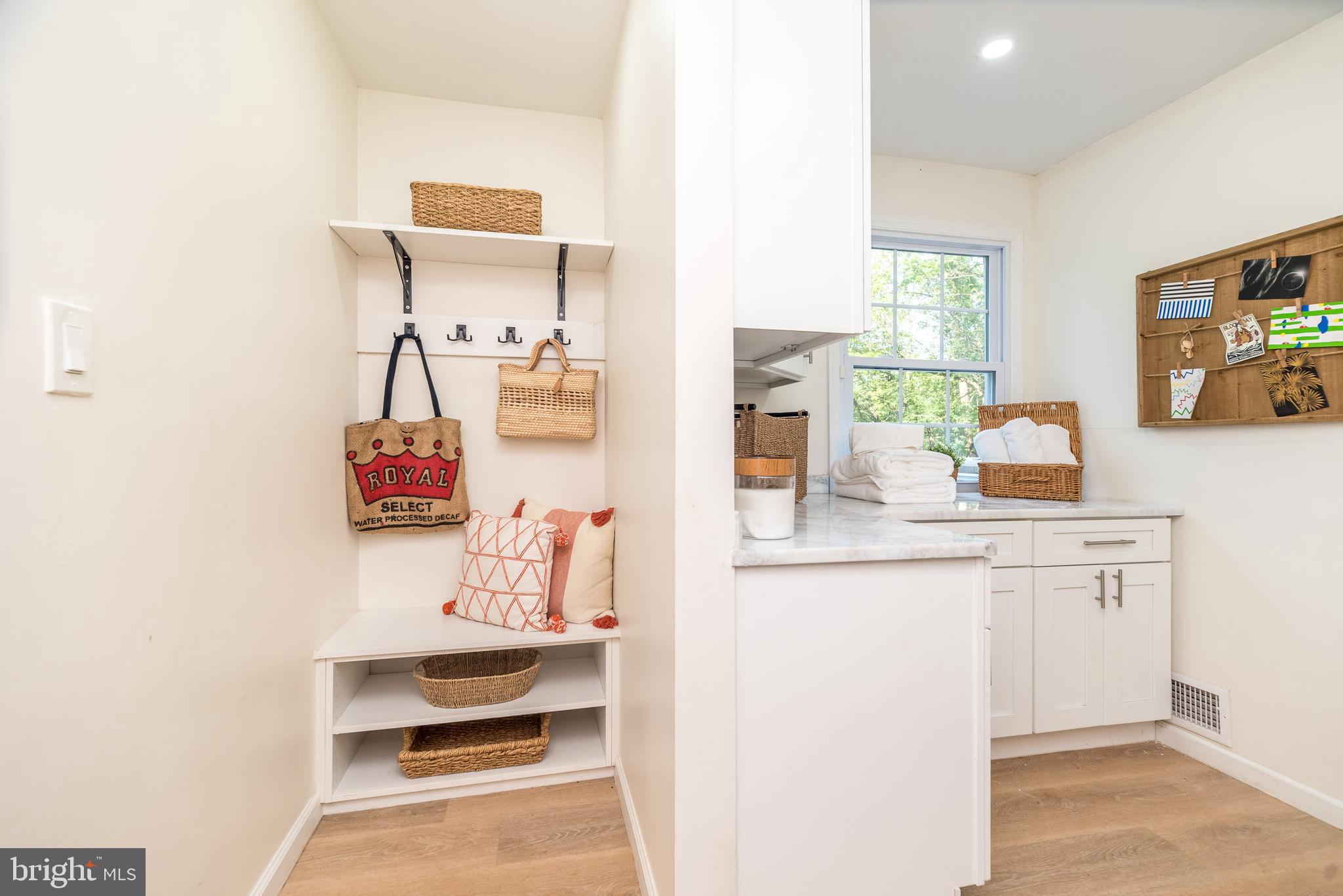 LAFAYETTE HILL - Residential