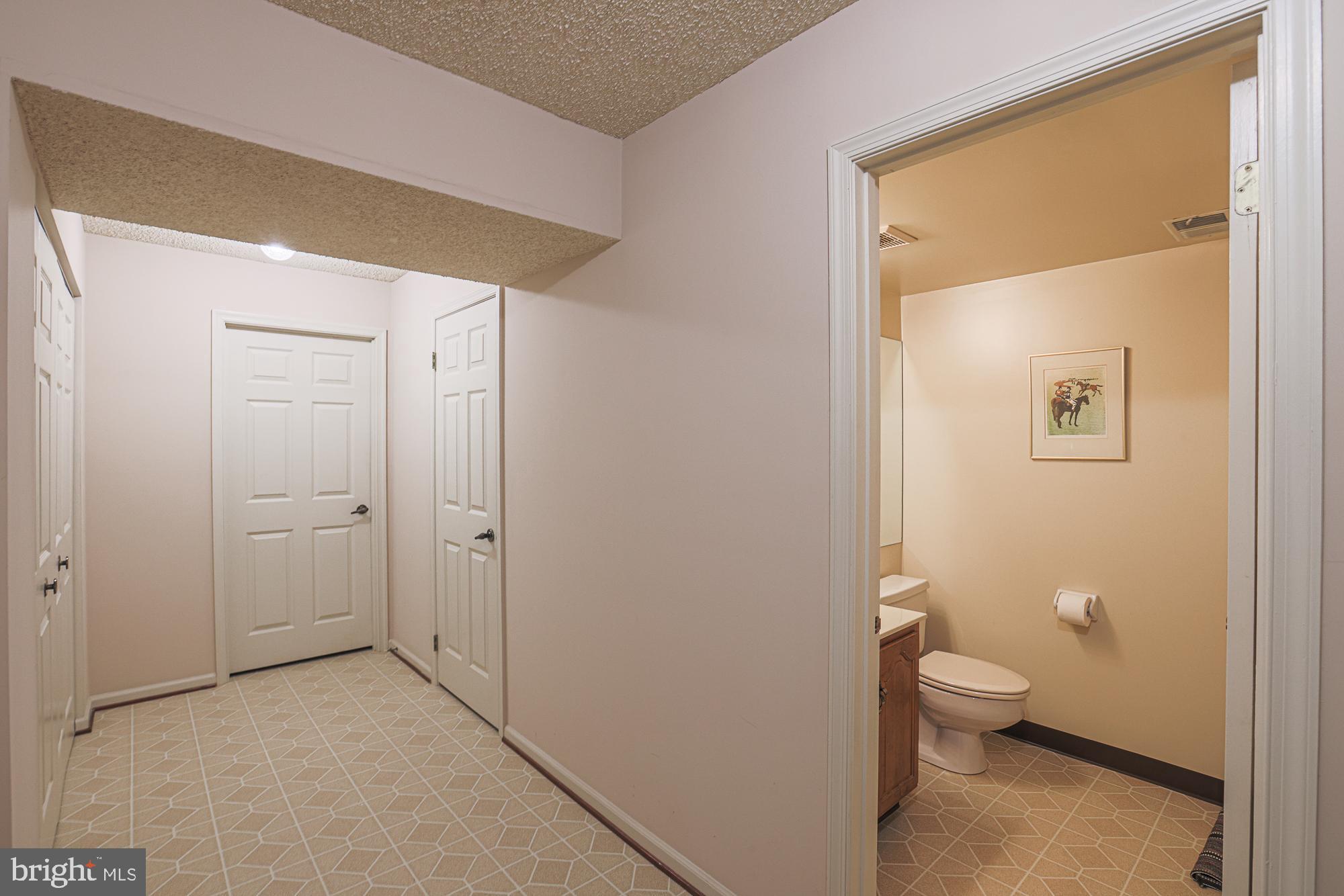 HUNT RIDGE - Residential