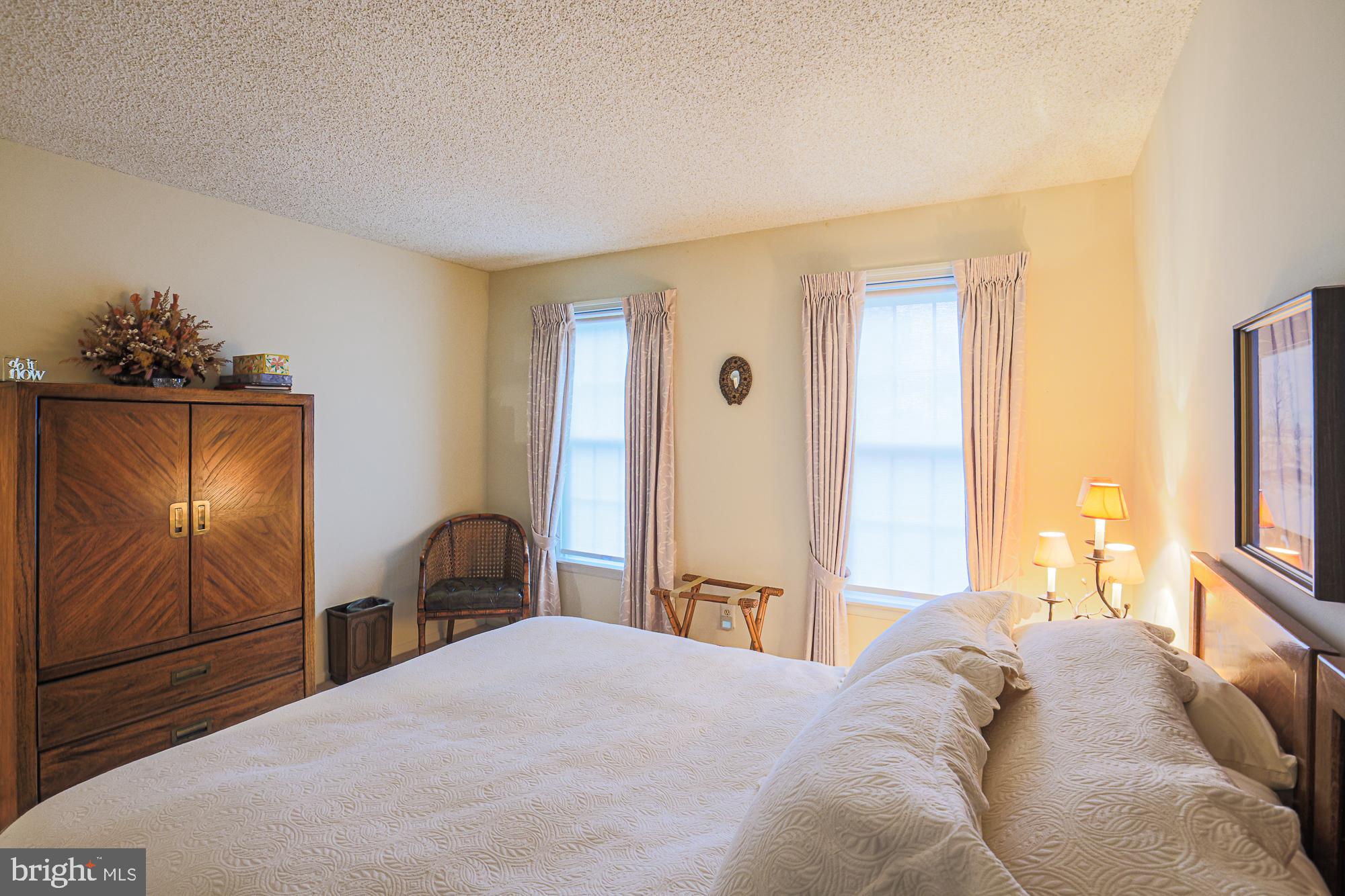 HUNT RIDGE - Residential