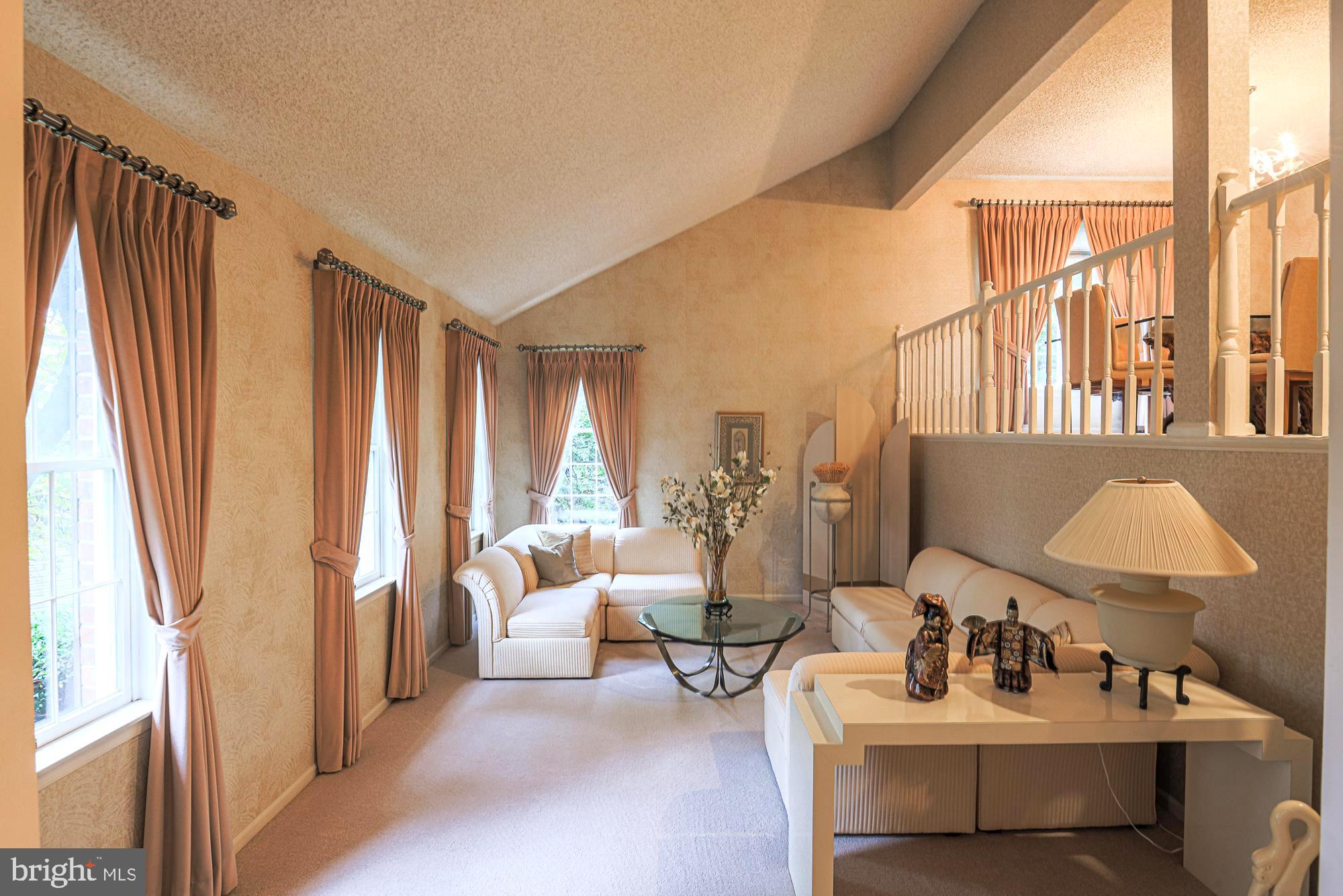 HUNT RIDGE - Residential