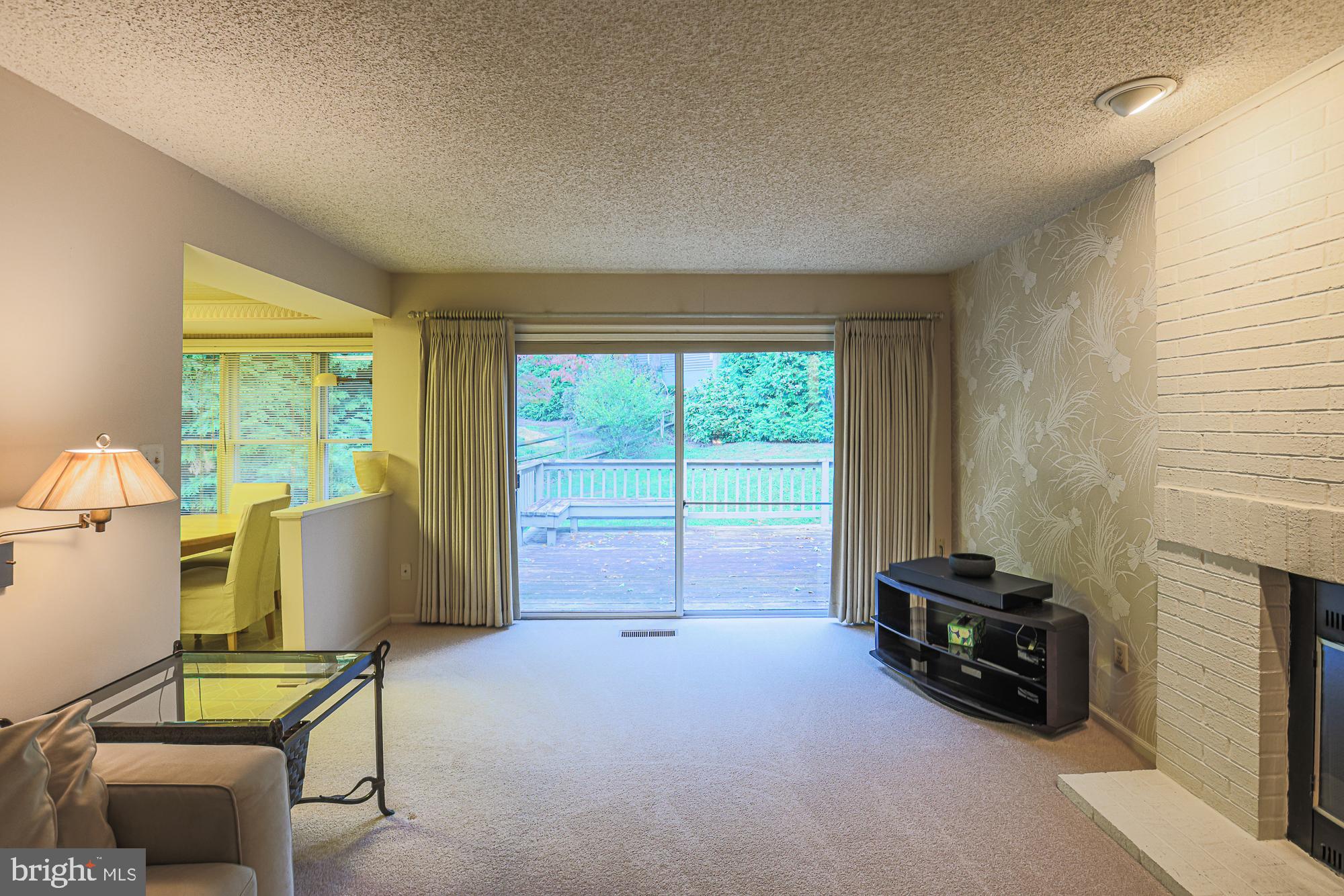 HUNT RIDGE - Residential