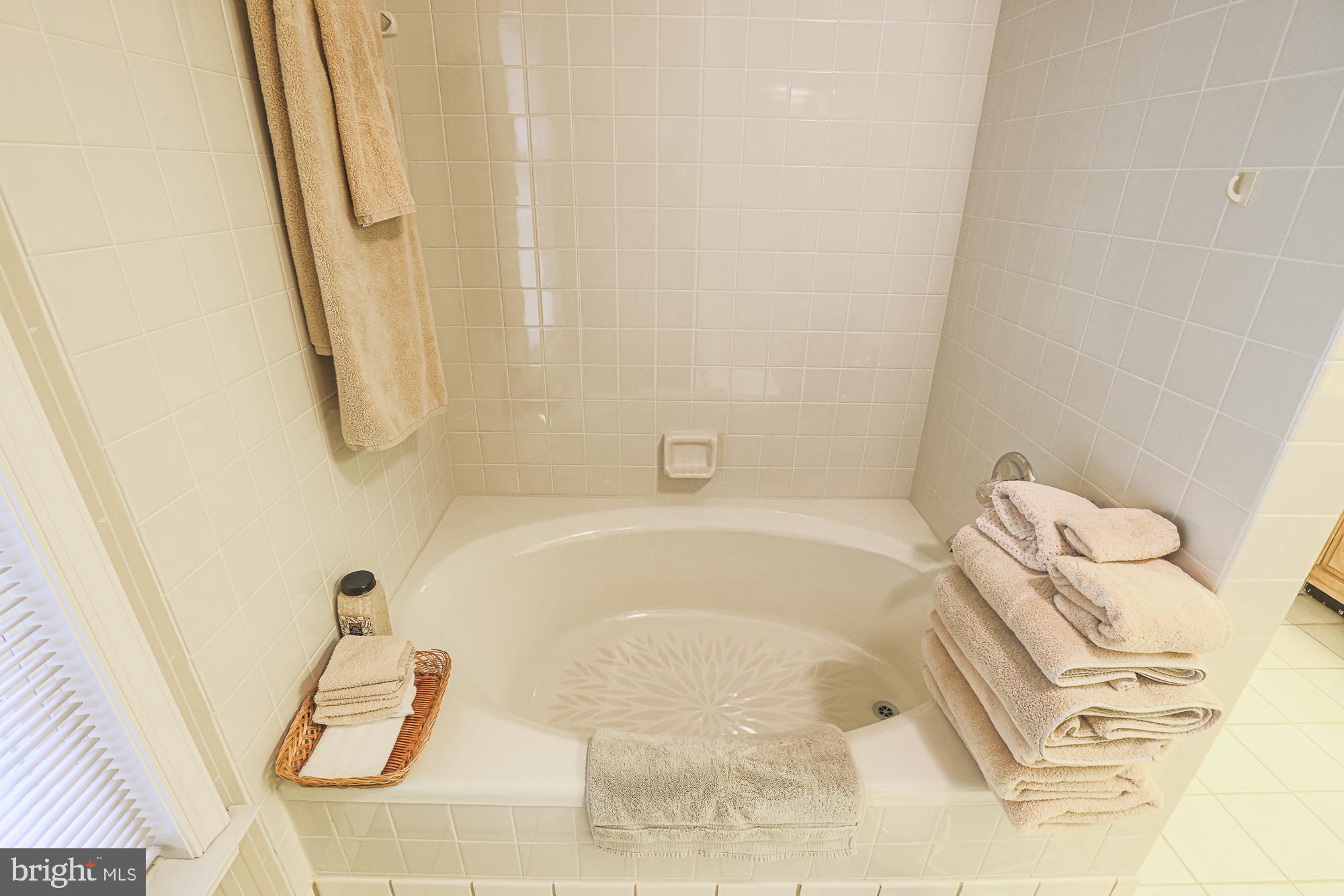 HUNT RIDGE - Residential