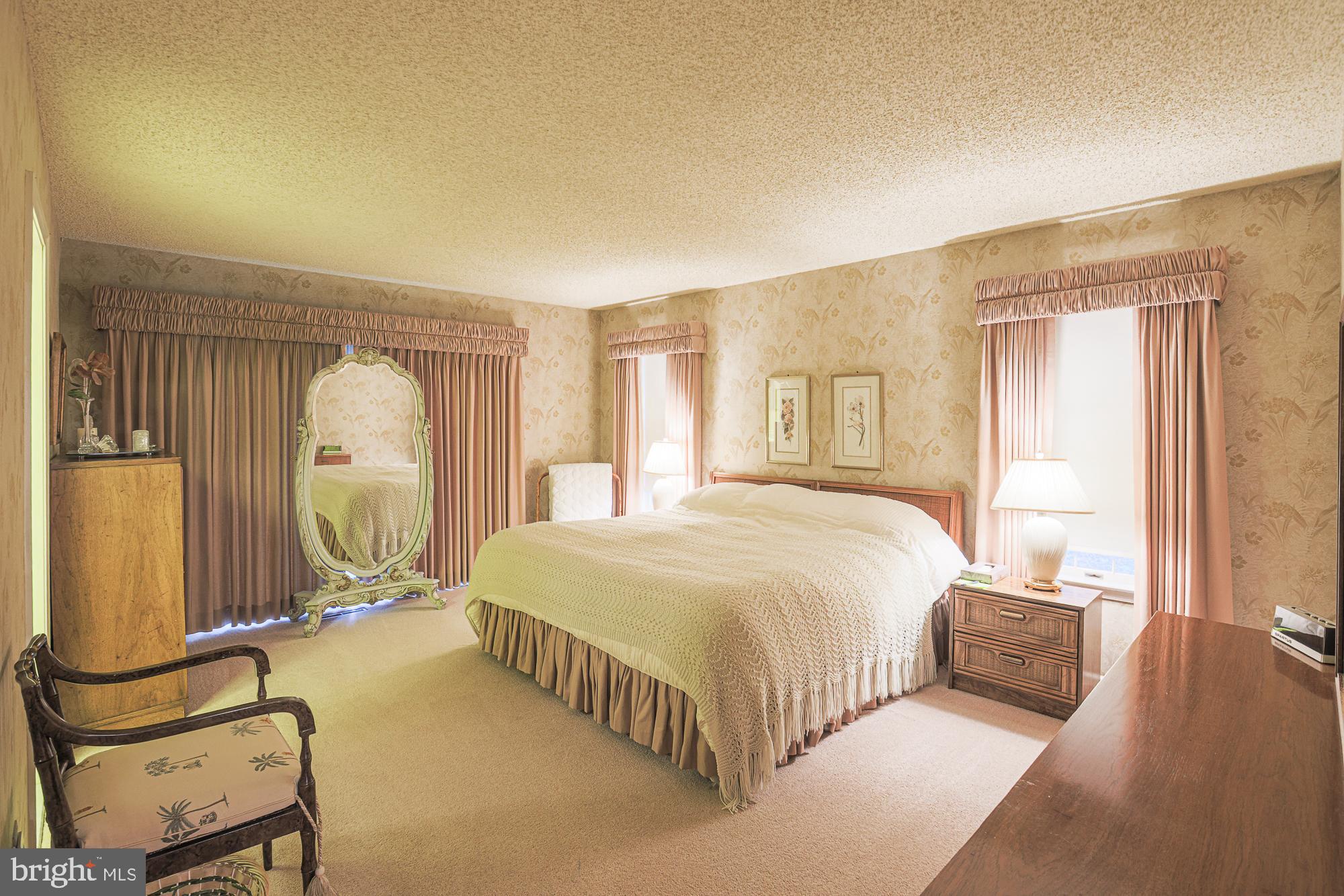 HUNT RIDGE - Residential