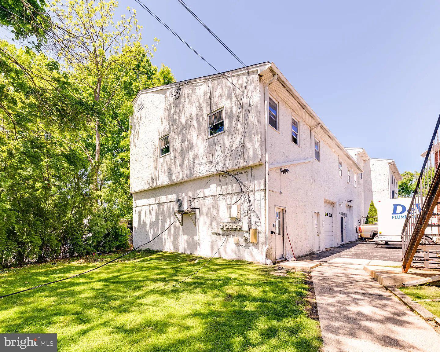 2120 BELLEMEAD AVENUE