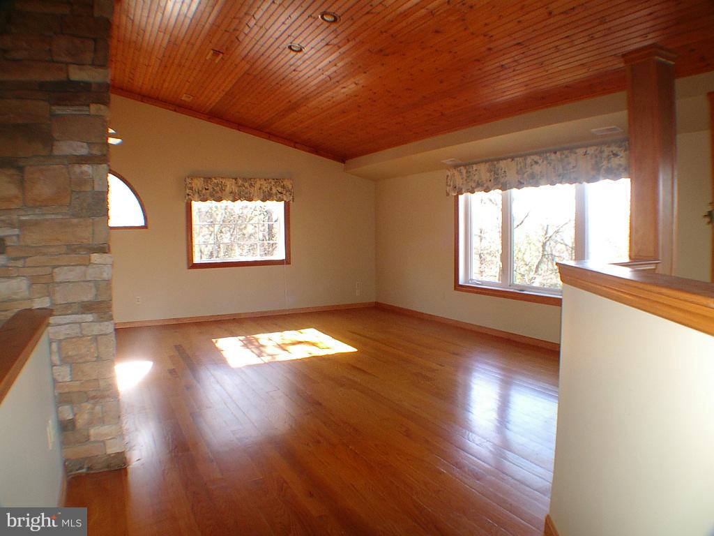 RITTERS HIDDEN VALLEY - Residential