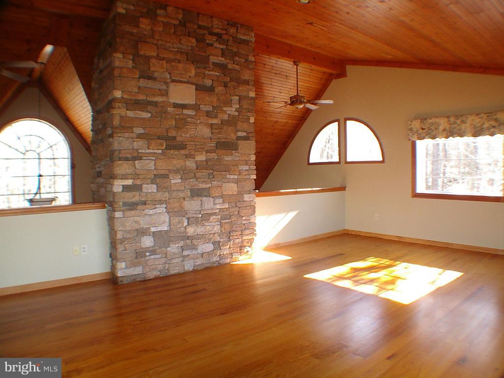 RITTERS HIDDEN VALLEY - Residential