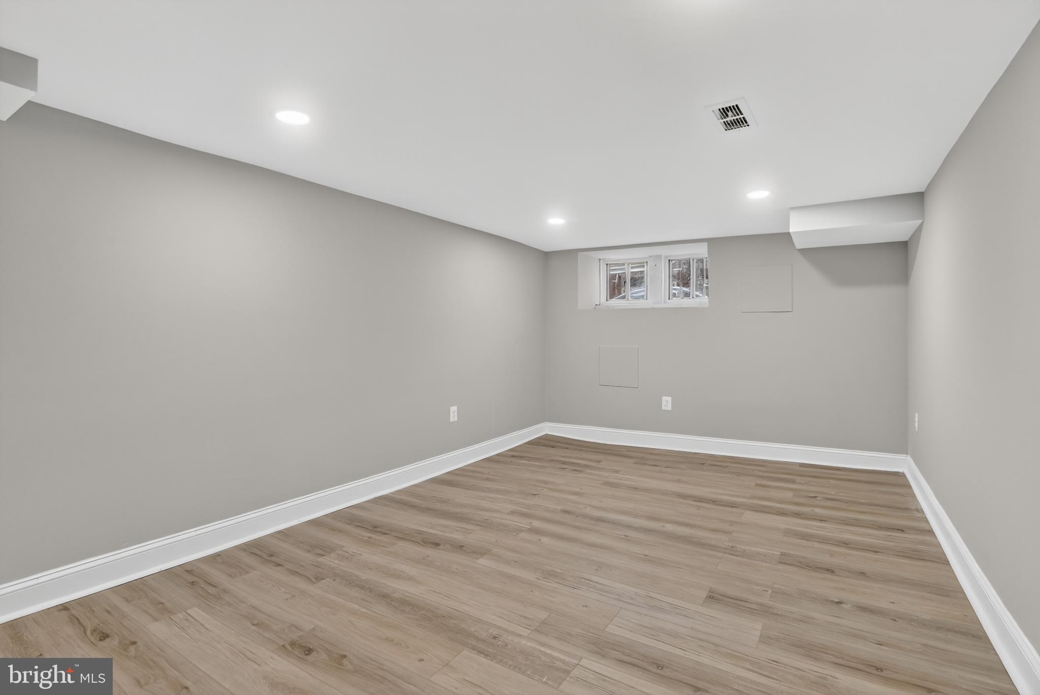 MADISON EASTEND - Residential