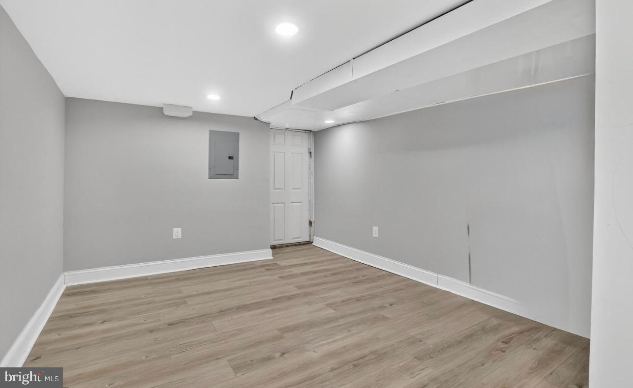 MADISON EASTEND - Residential