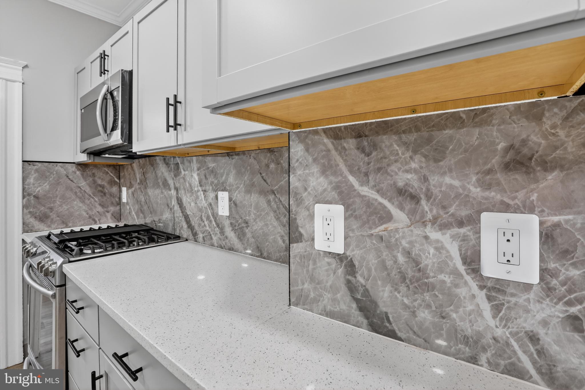 MADISON EASTEND - Residential