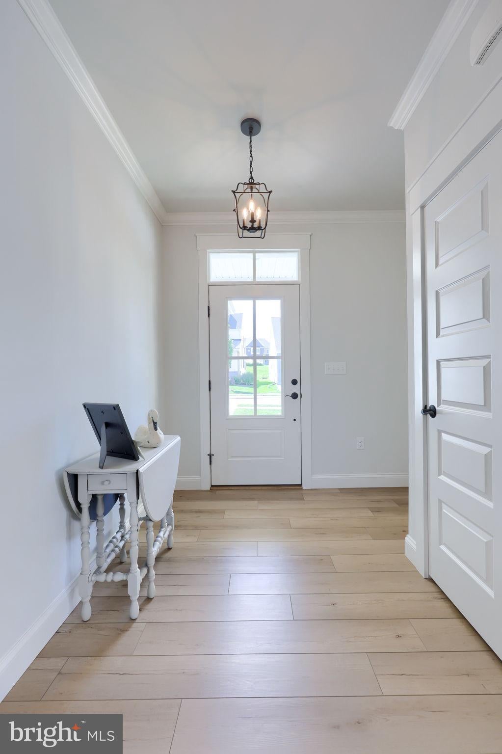 1808 EMERALD WAY