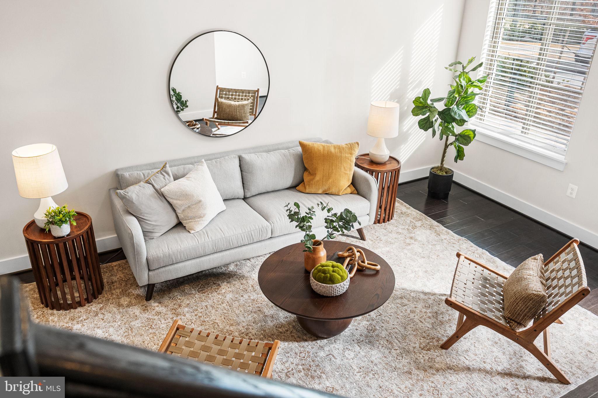 4973 LAKESIDE CROSSING