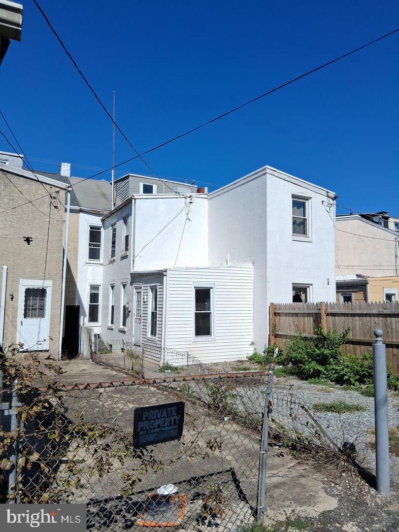 READING - Residential Lease